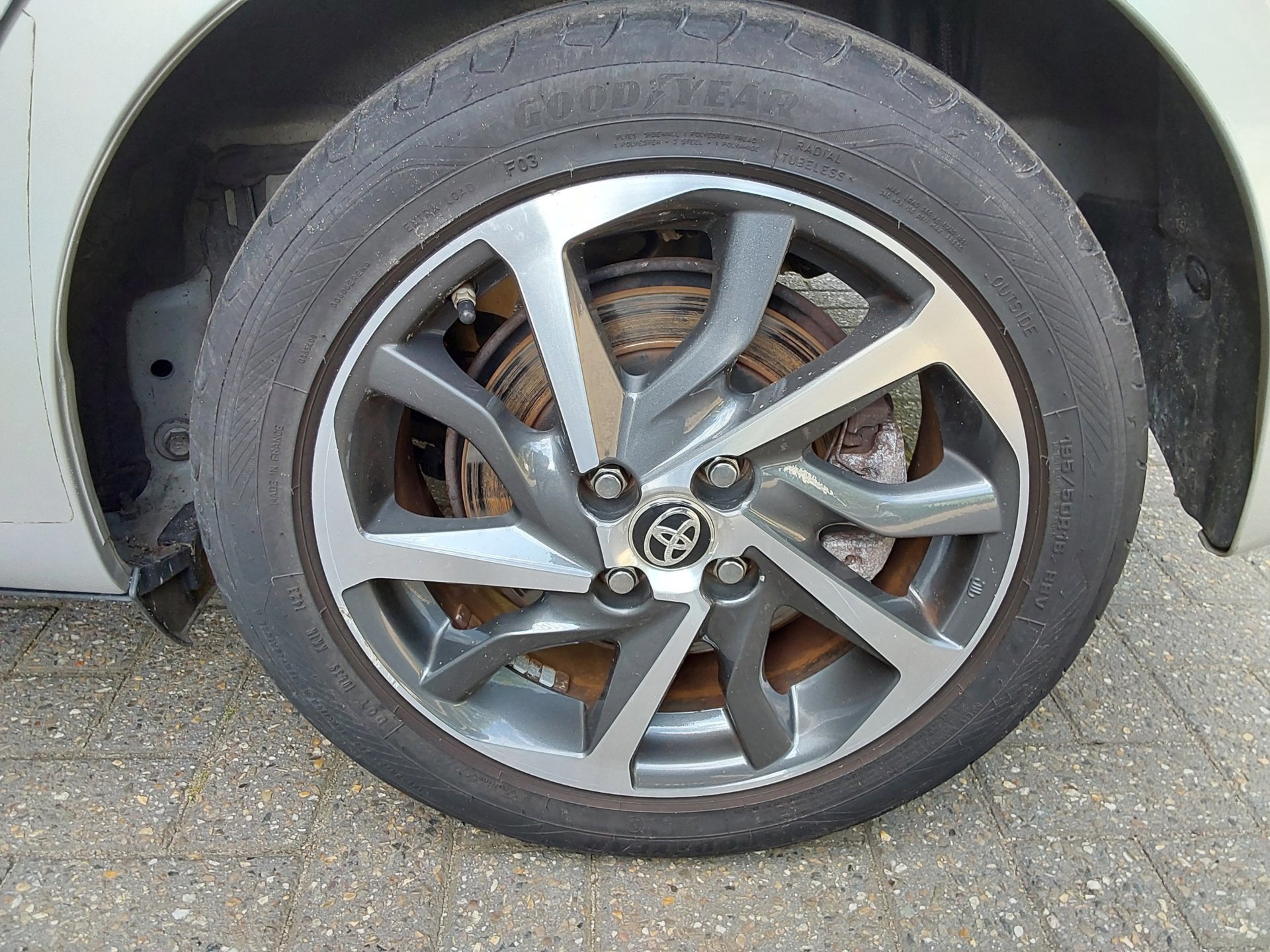 Toyota Yaris 1.5 Hybrid Premium (2018), foto 19