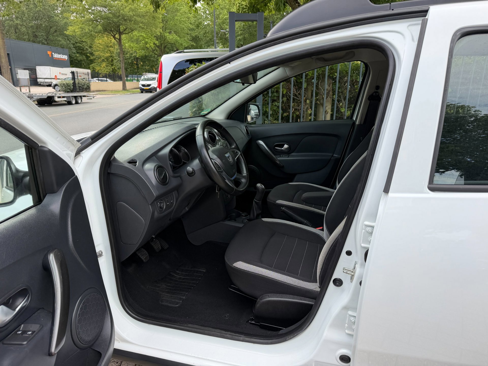 Dacia Sandero 0.9 TCe SL Stepway (2019), foto 23