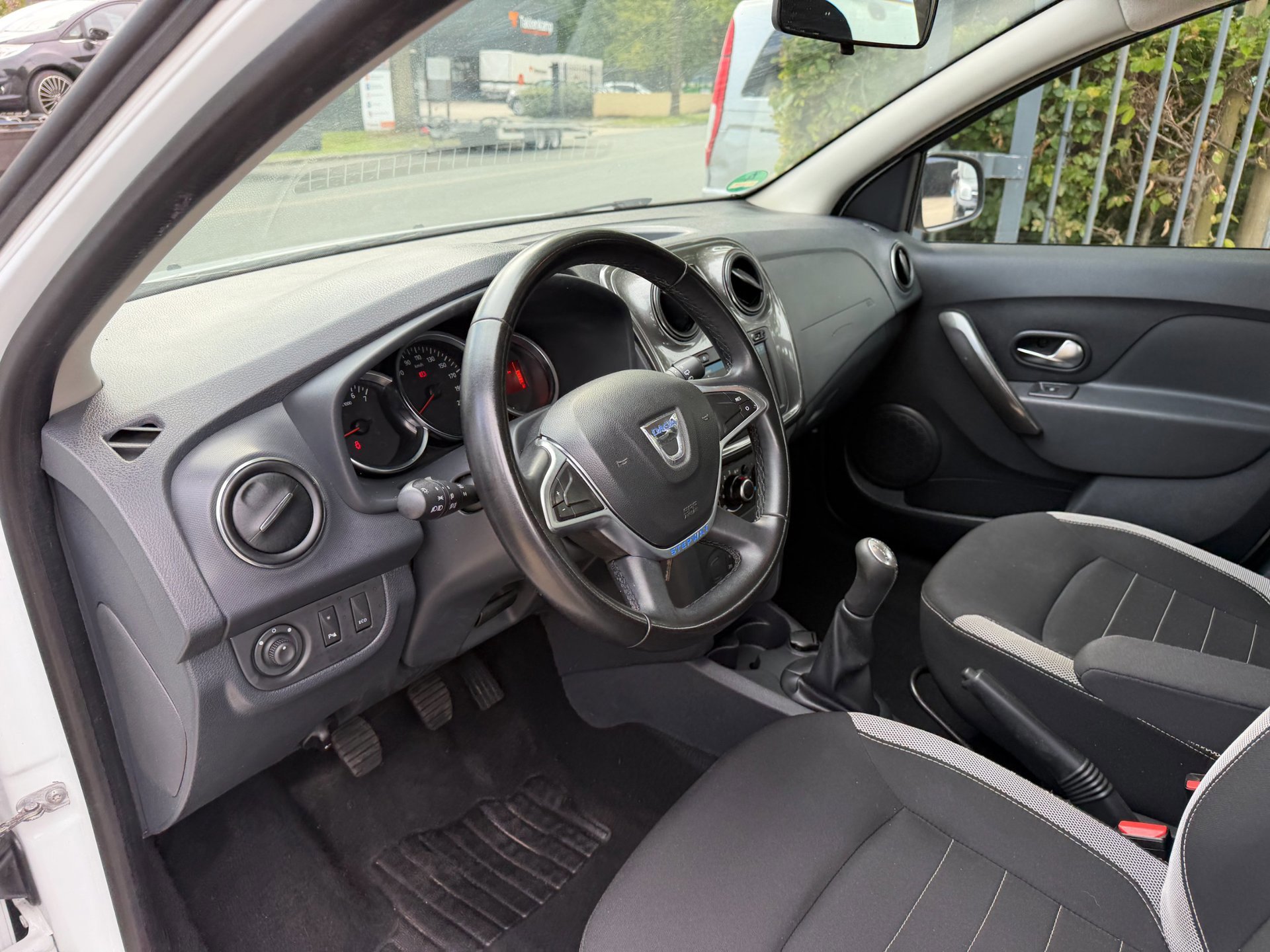 Dacia Sandero 0.9 TCe SL Stepway (2019), foto 25