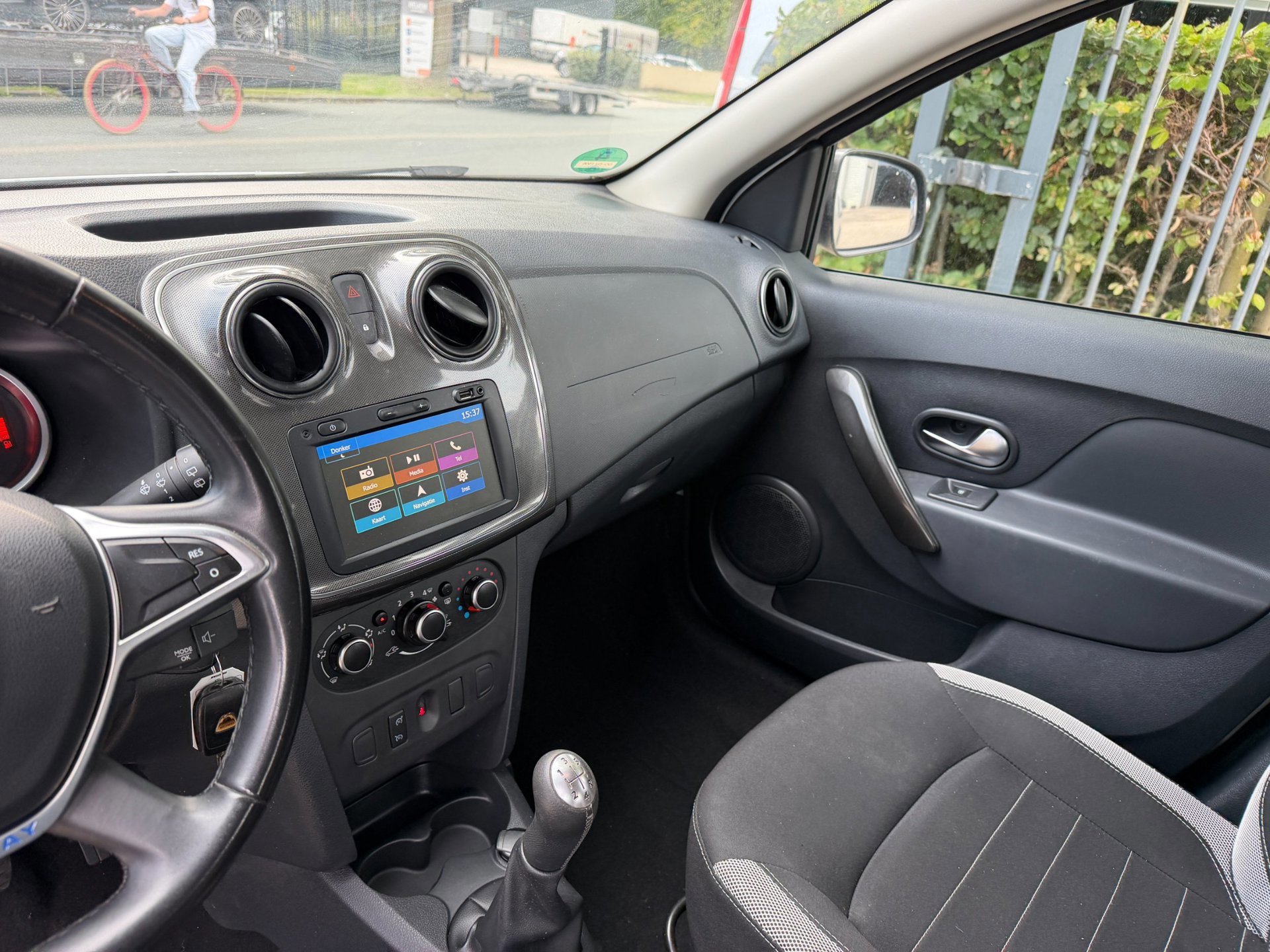 Dacia Sandero 0.9 TCe SL Stepway (2019), foto 27