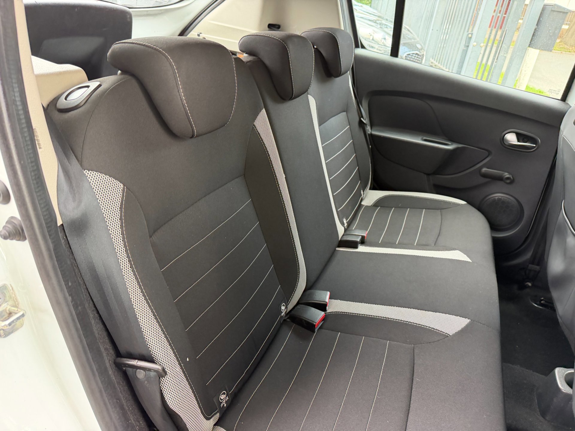 Dacia Sandero 0.9 TCe SL Stepway (2019), foto 53