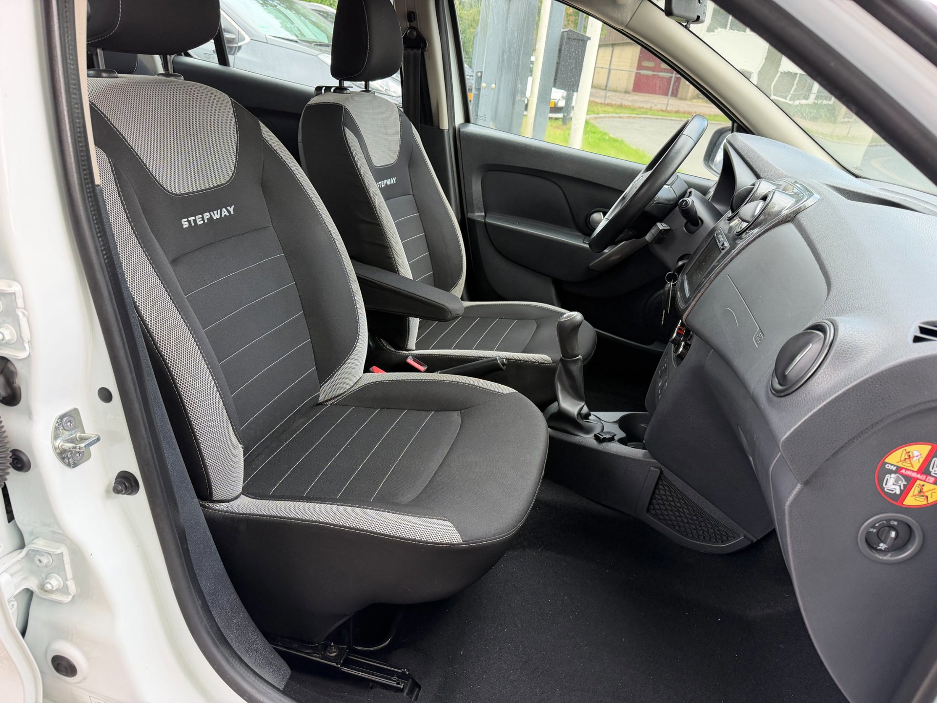 Dacia Sandero 0.9 TCe SL Stepway (2019), foto 59
