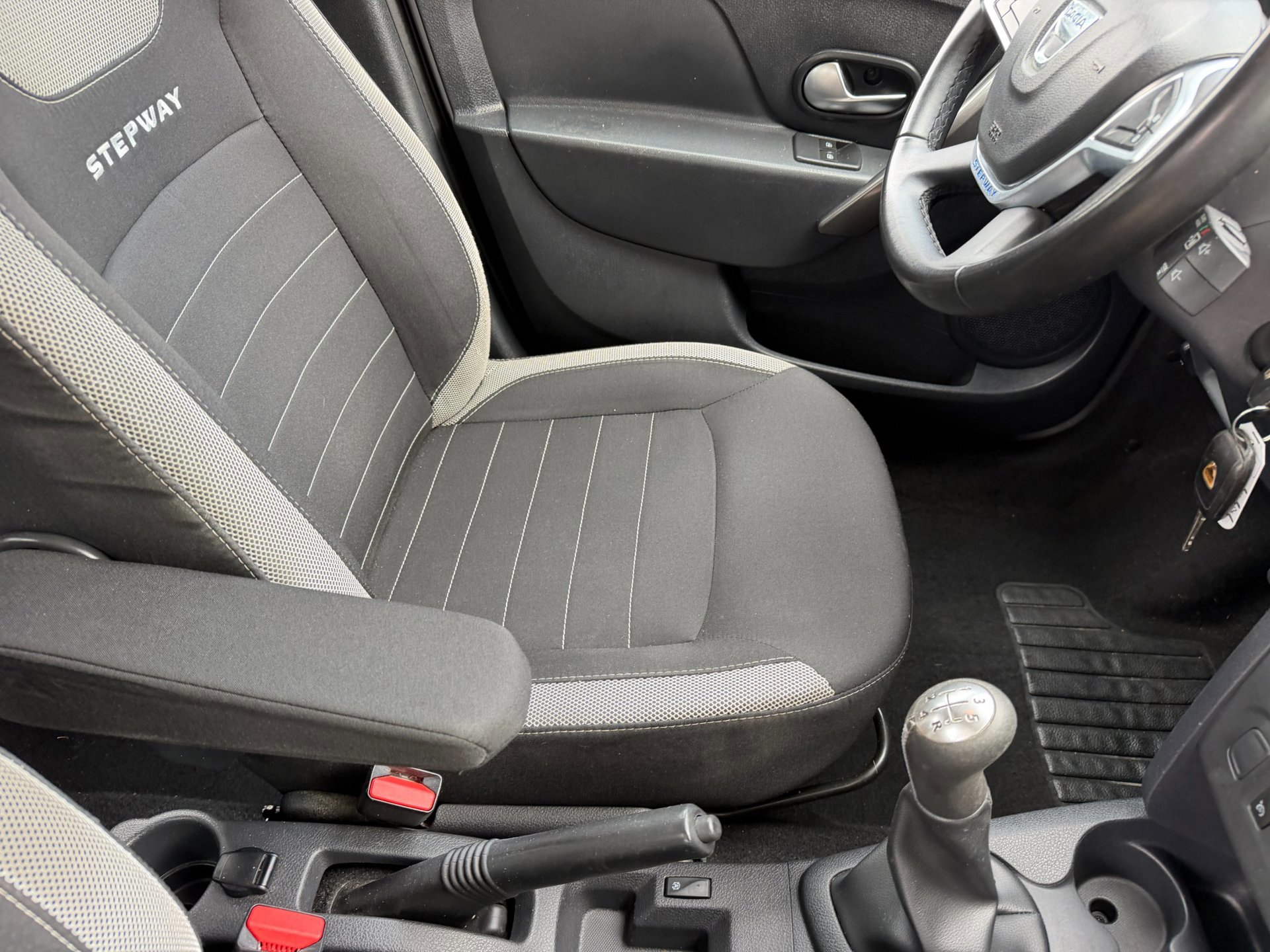 Dacia Sandero 0.9 TCe SL Stepway (2019), foto 62