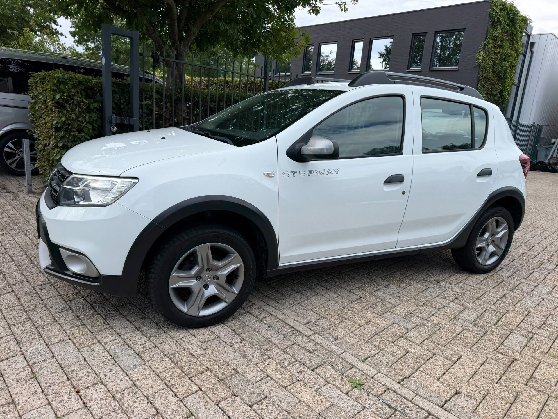 Dacia Sandero 0.9 TCe SL Stepway (2019), foto 8