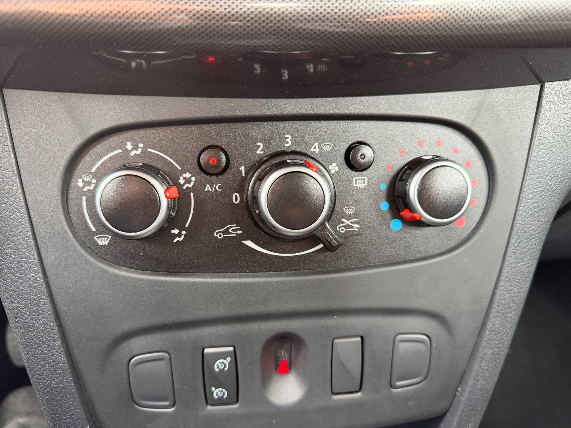Dacia Sandero 0.9 TCe SL Stepway (2019), foto 80