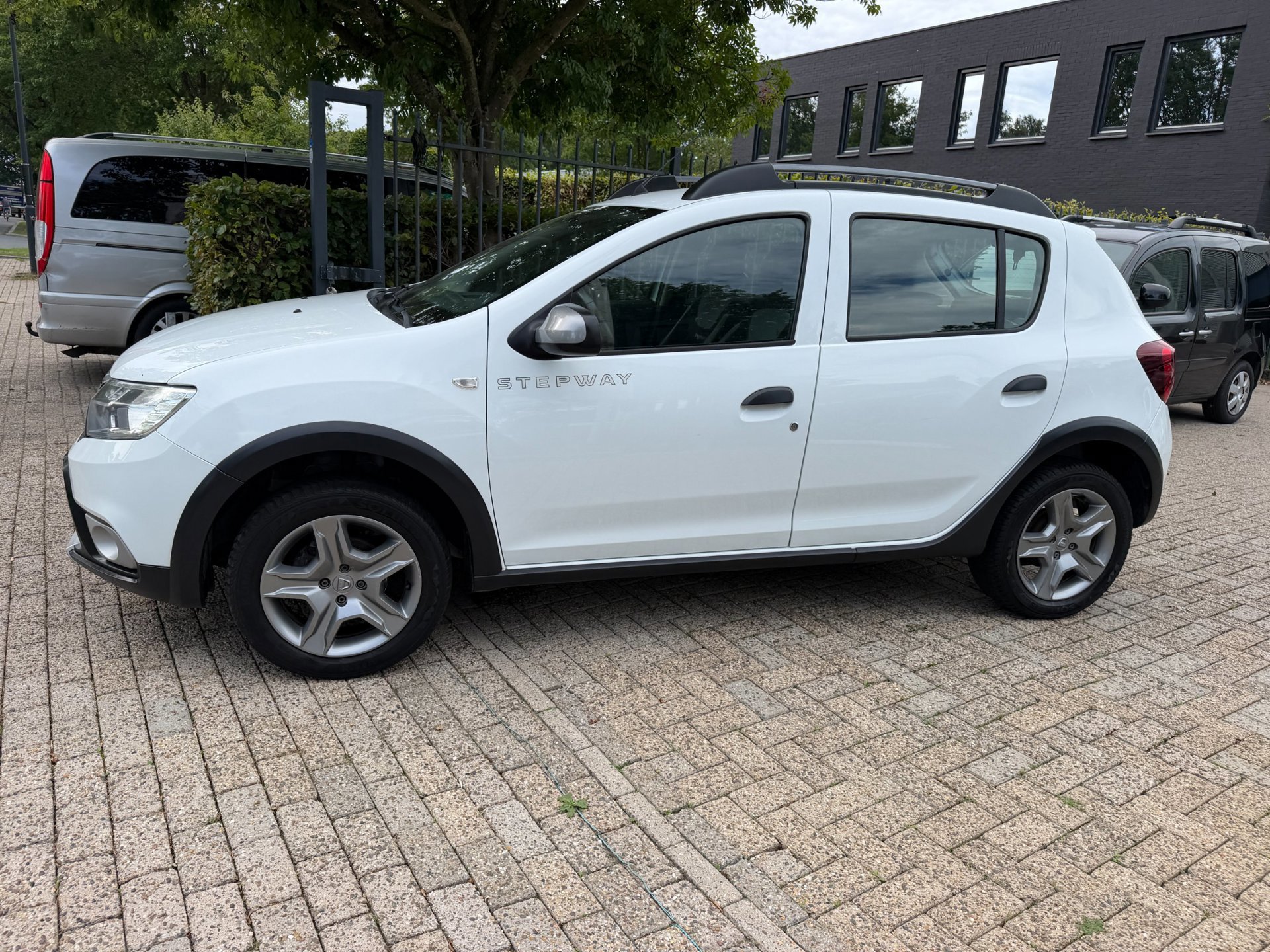 Dacia Sandero 0.9 TCe SL Stepway (2019), foto 9