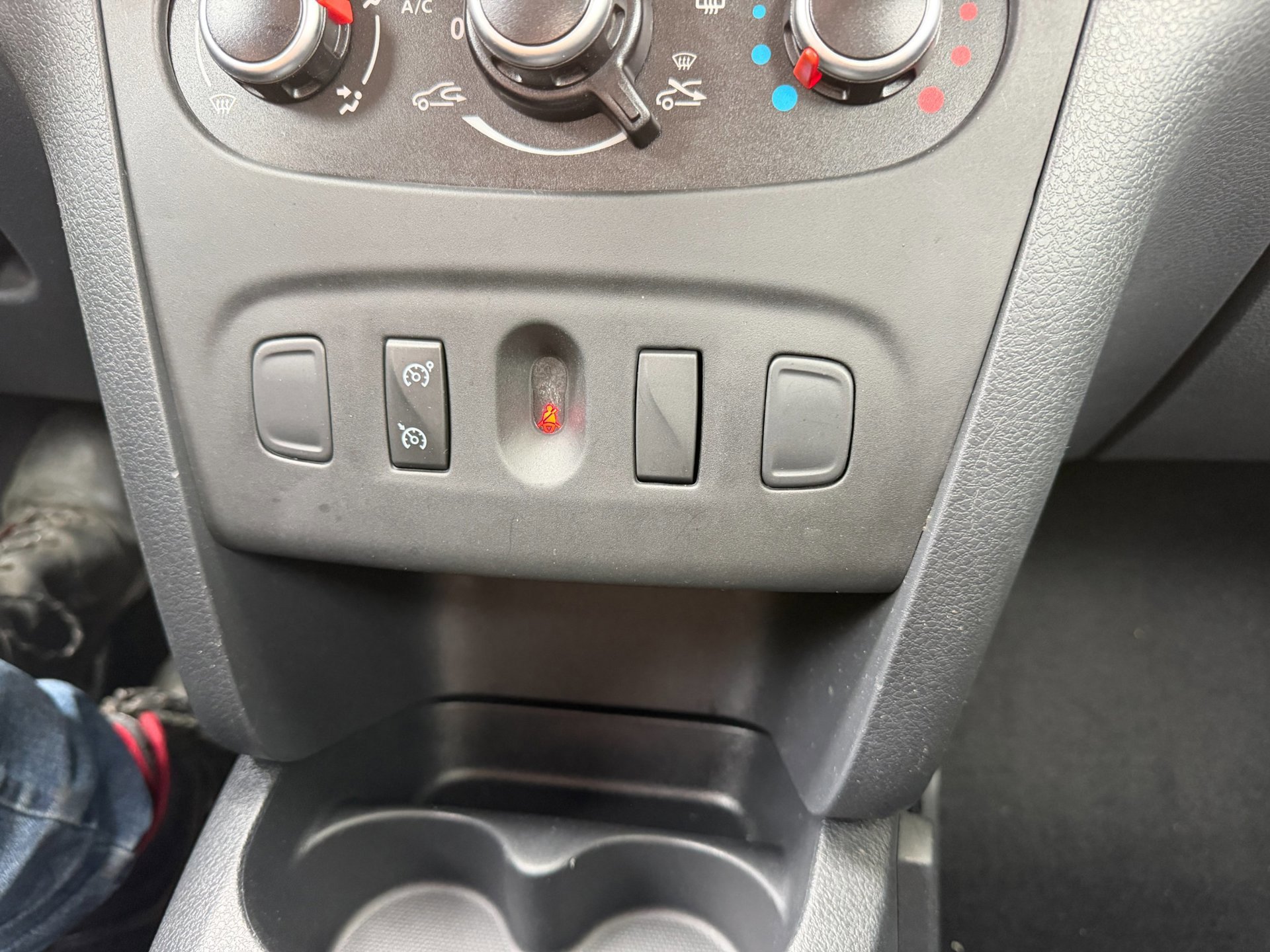 Dacia Sandero 0.9 TCe SL Stepway (2019), foto 81