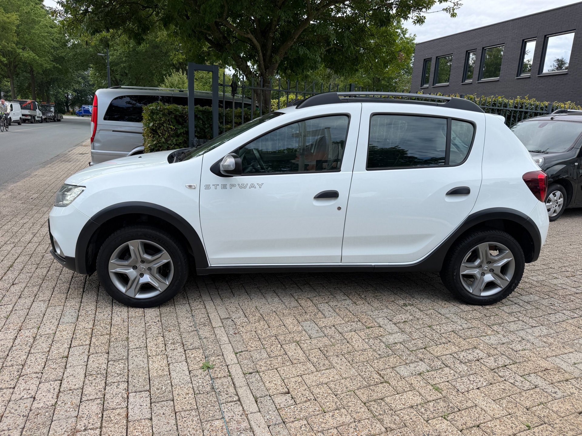 Dacia Sandero 0.9 TCe SL Stepway (2019), foto 10