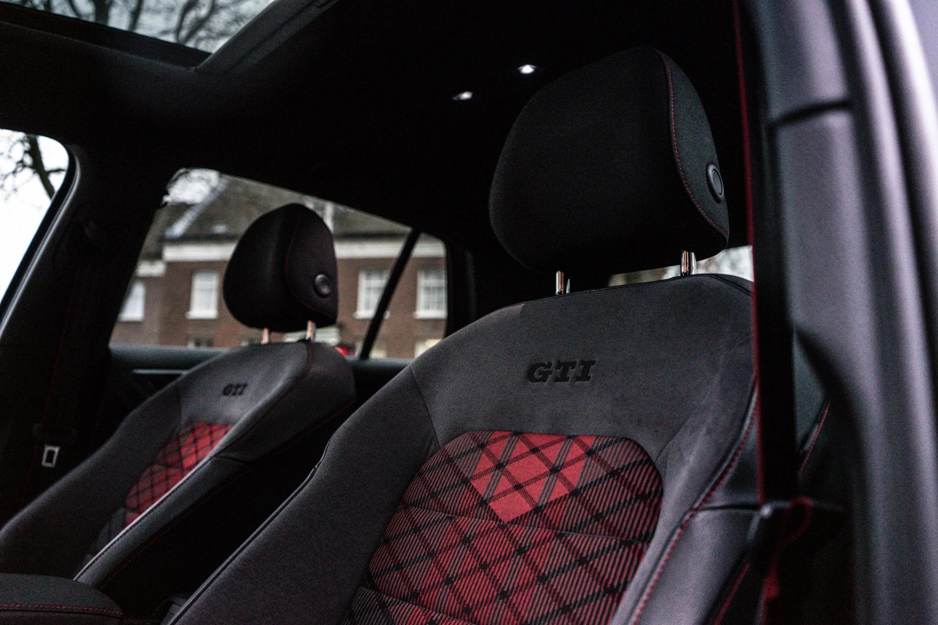 Volkswagen Golf 2.0 TSI GTI TCR 290PK (2019), foto 28