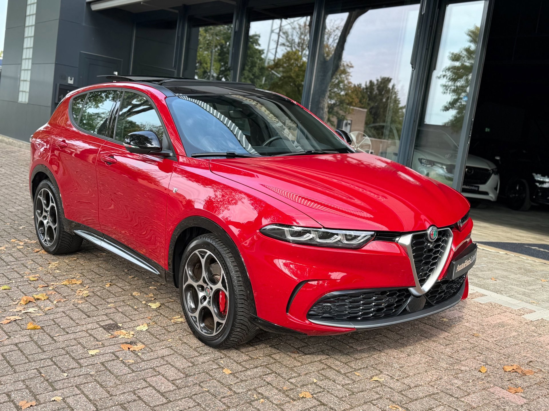 Alfa Romeo Tonale 1.5T Hybrid Ti (2023), foto 1