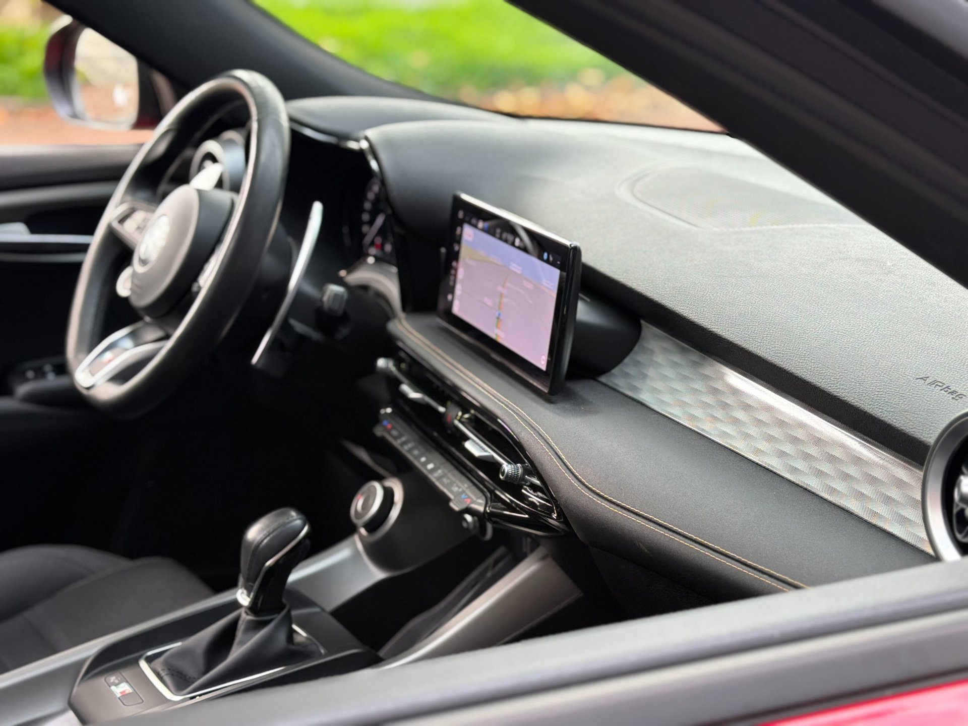 Alfa Romeo Tonale 1.5T Hybrid Ti (2023), foto 11