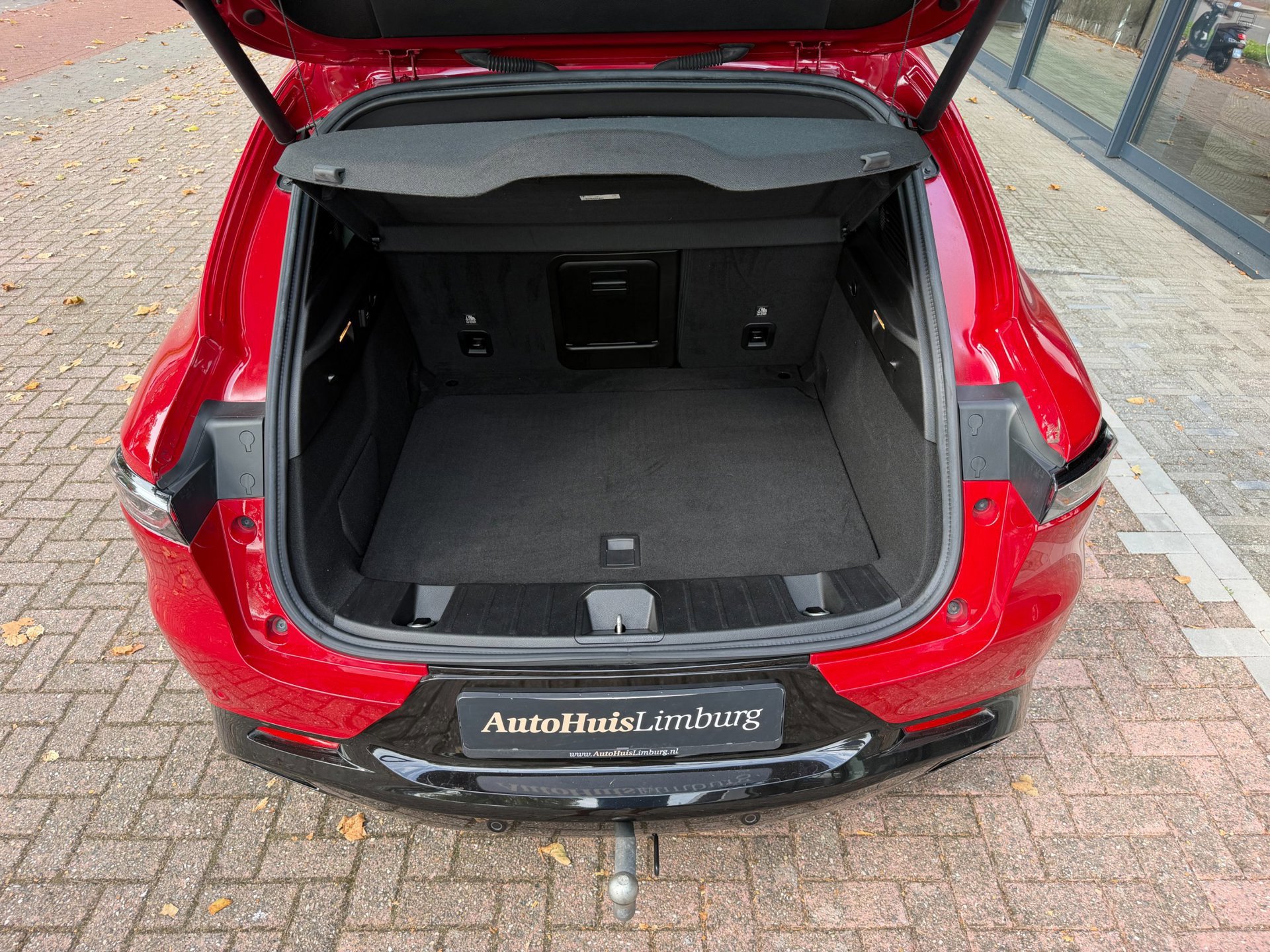 Alfa Romeo Tonale 1.5T Hybrid Ti (2023), foto 12