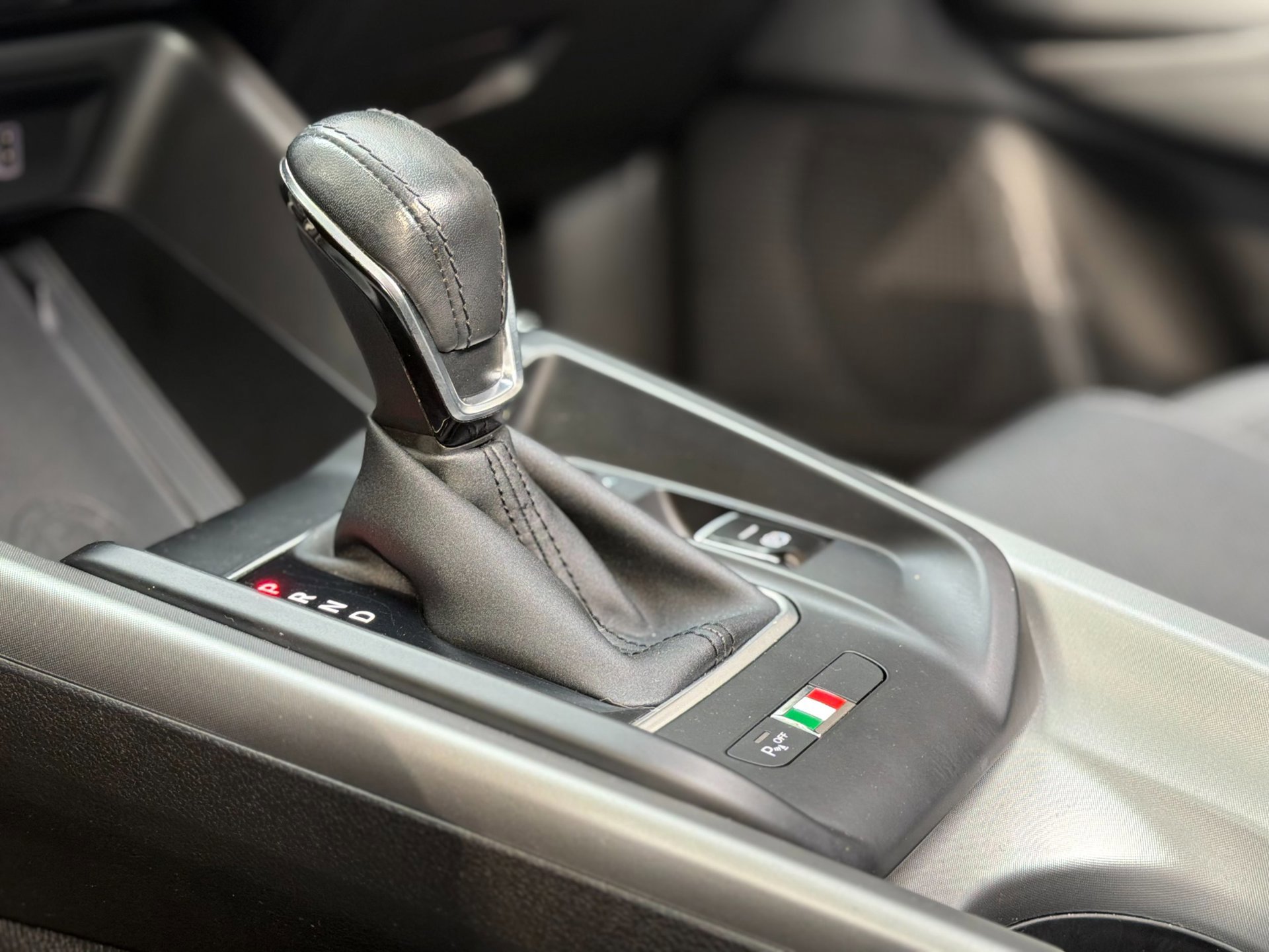 Alfa Romeo Tonale 1.5T Hybrid Ti (2023), foto 16