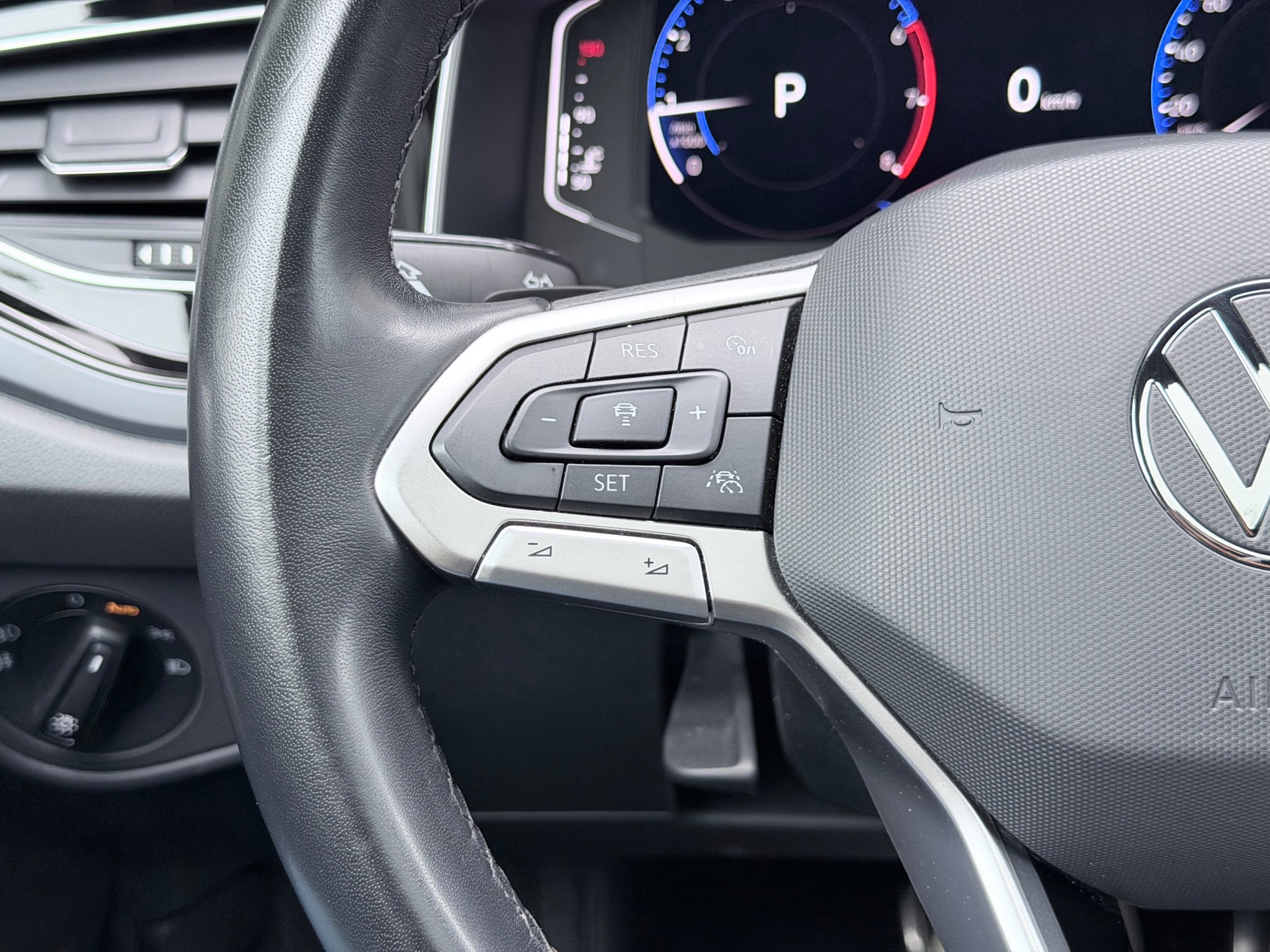Volkswagen Polo 1.0 TSI R-Line (2022), foto 14