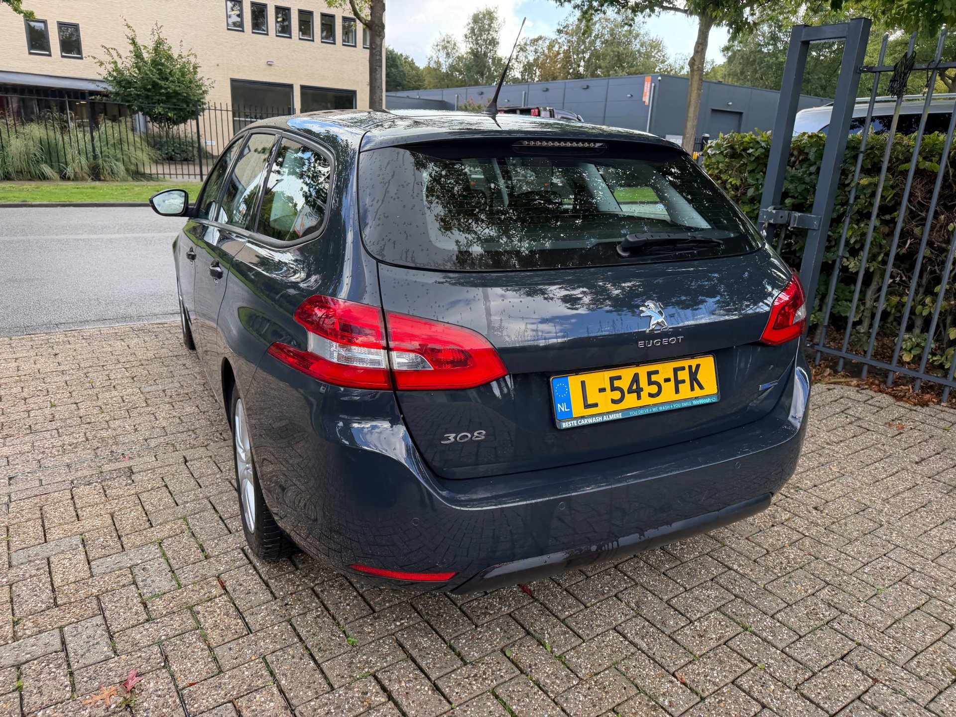 Peugeot 308 SW 1.2 PureTech Blue Lease (2017), foto 12