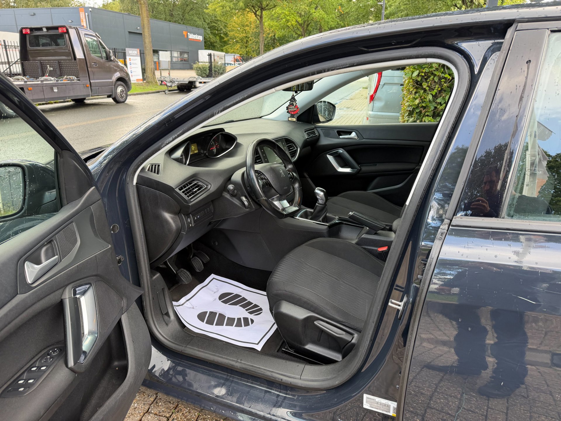 Peugeot 308 SW 1.2 PureTech Blue Lease (2017), foto 19