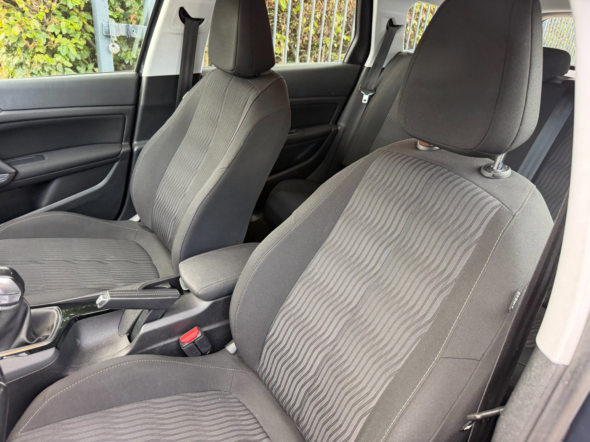 Peugeot 308 SW 1.2 PureTech Blue Lease (2017), foto 25