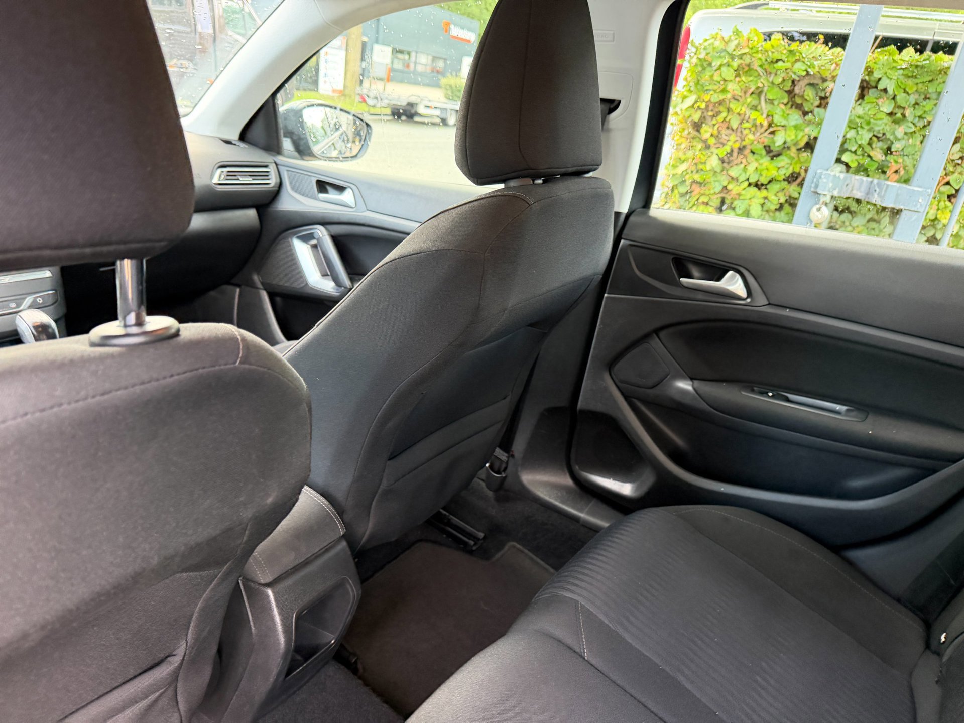 Peugeot 308 SW 1.2 PureTech Blue Lease (2017), foto 30
