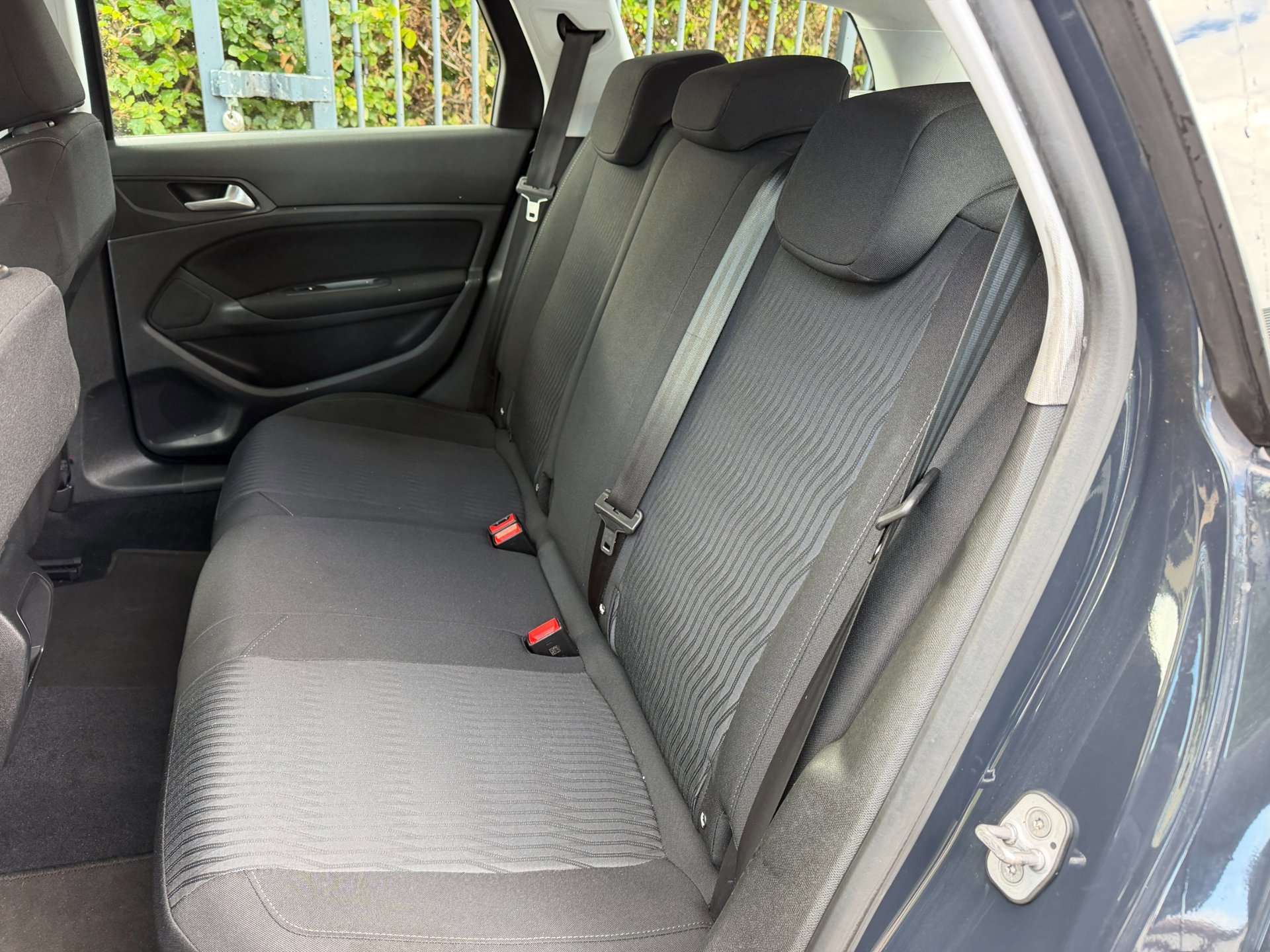 Peugeot 308 SW 1.2 PureTech Blue Lease (2017), foto 33