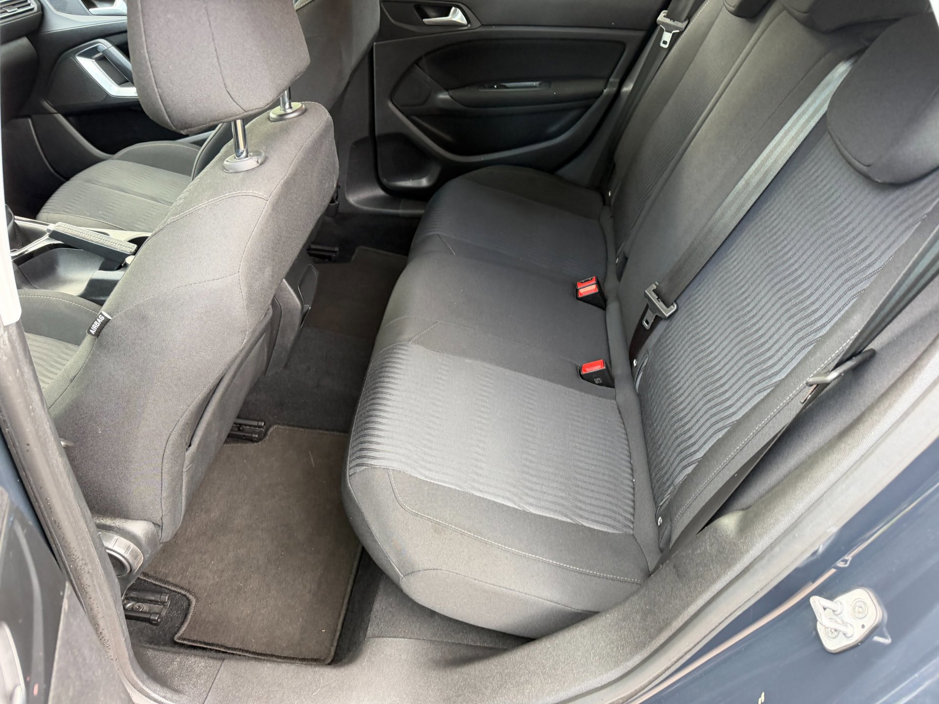 Peugeot 308 SW 1.2 PureTech Blue Lease (2017), foto 34