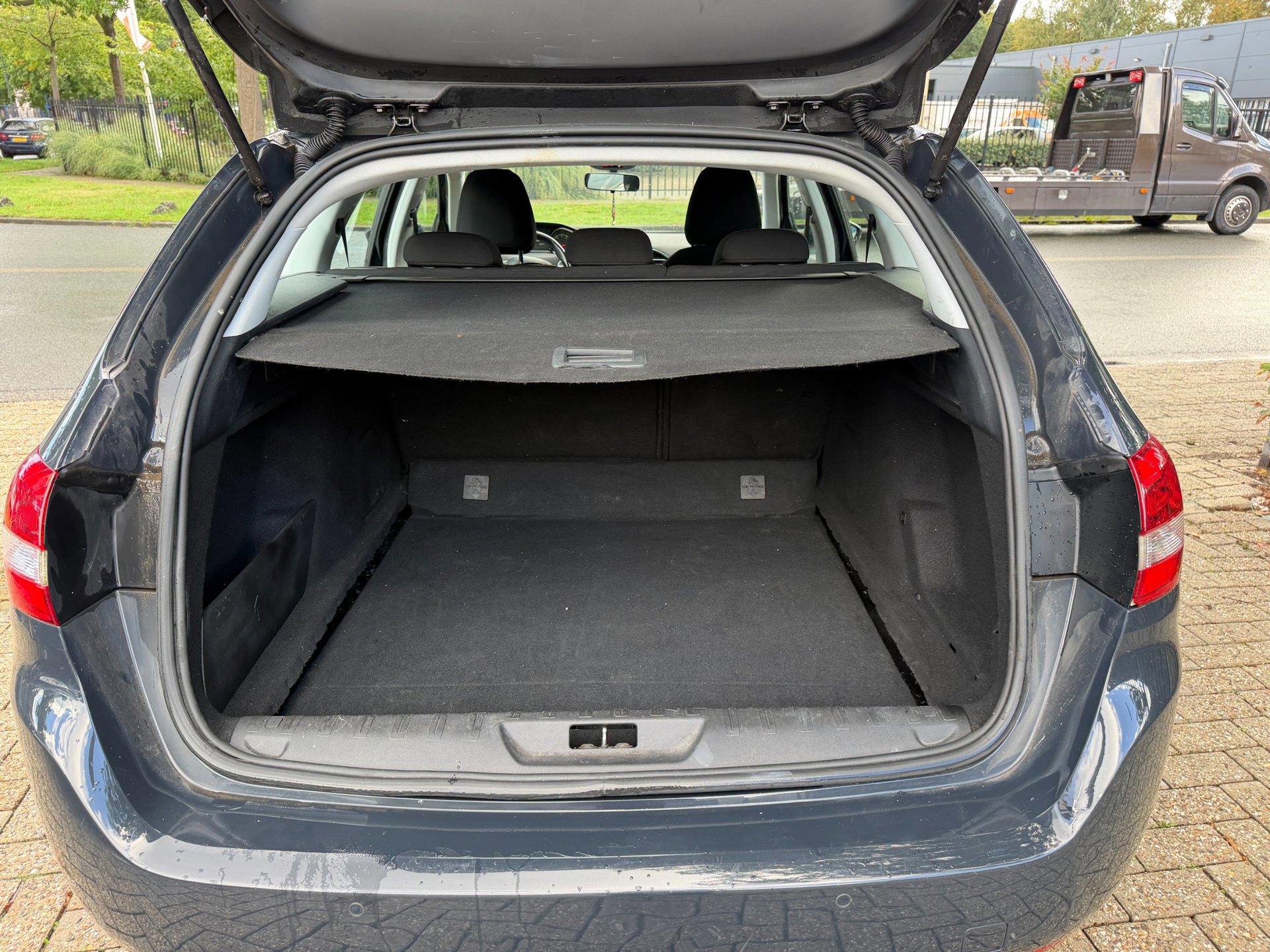 Peugeot 308 SW 1.2 PureTech Blue Lease (2017), foto 38
