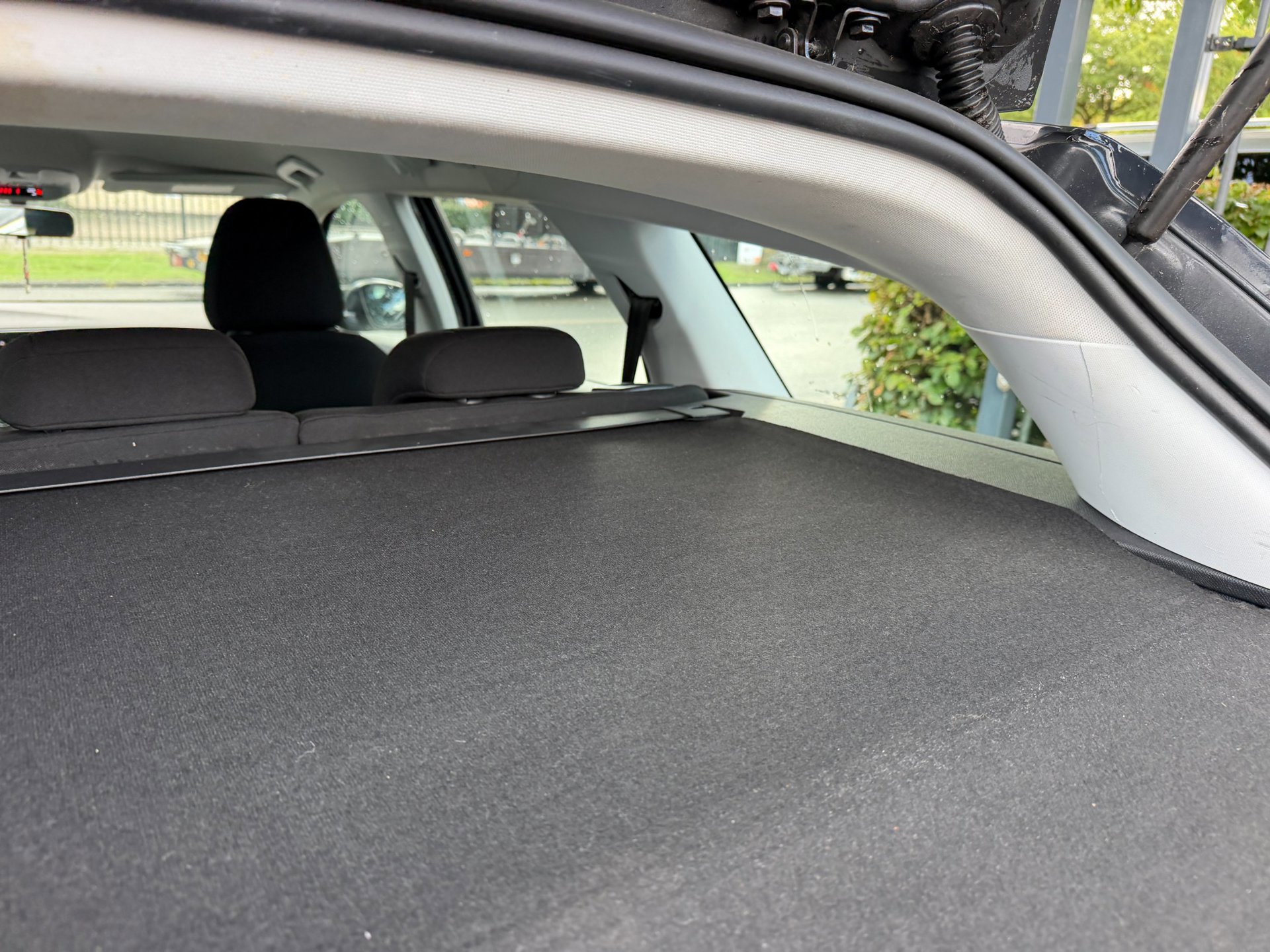 Peugeot 308 SW 1.2 PureTech Blue Lease (2017), foto 40