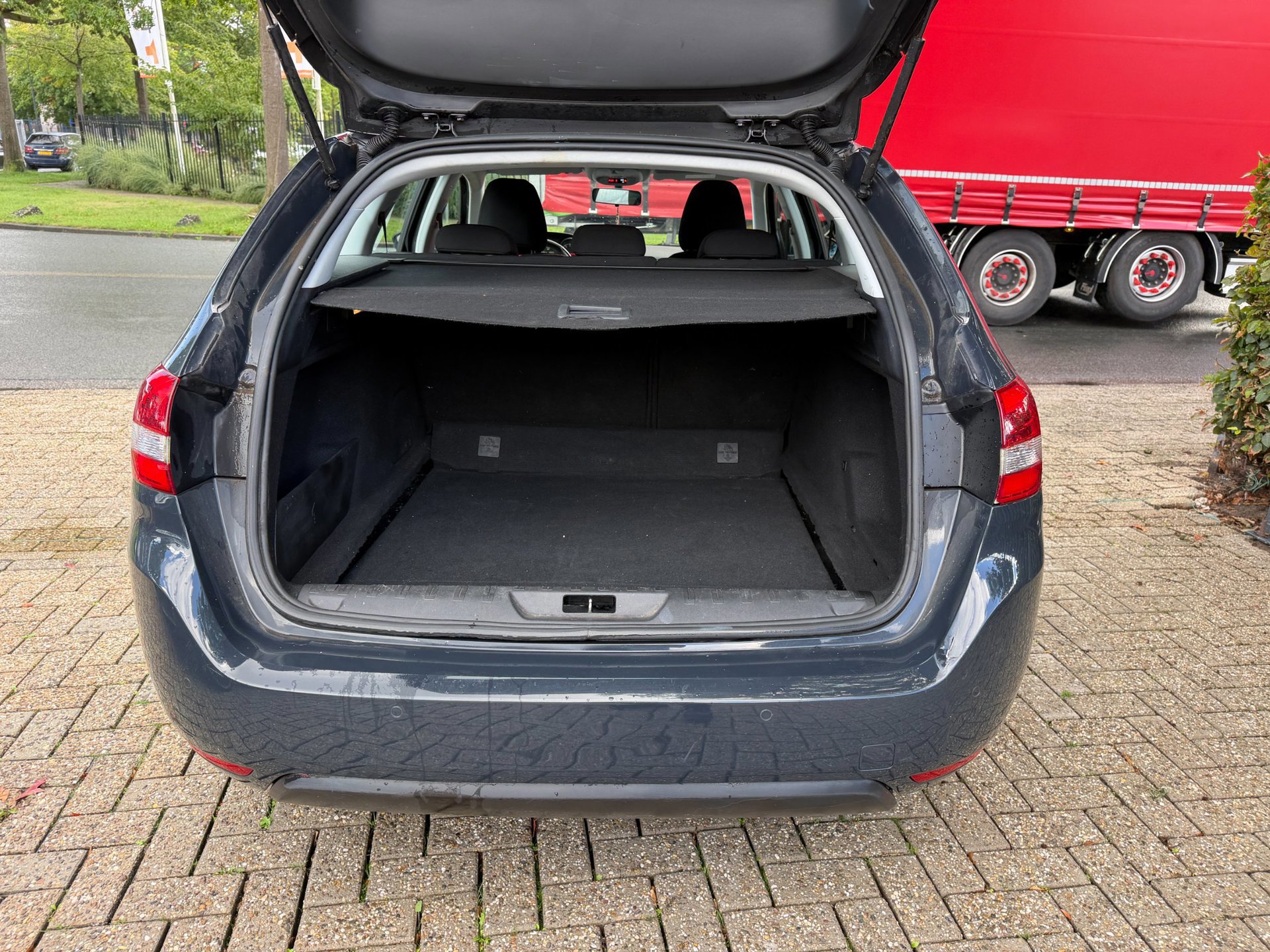 Peugeot 308 SW 1.2 PureTech Blue Lease (2017), foto 44