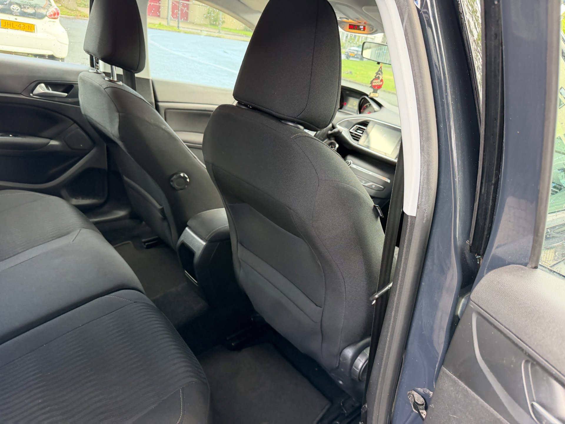 Peugeot 308 SW 1.2 PureTech Blue Lease (2017), foto 46