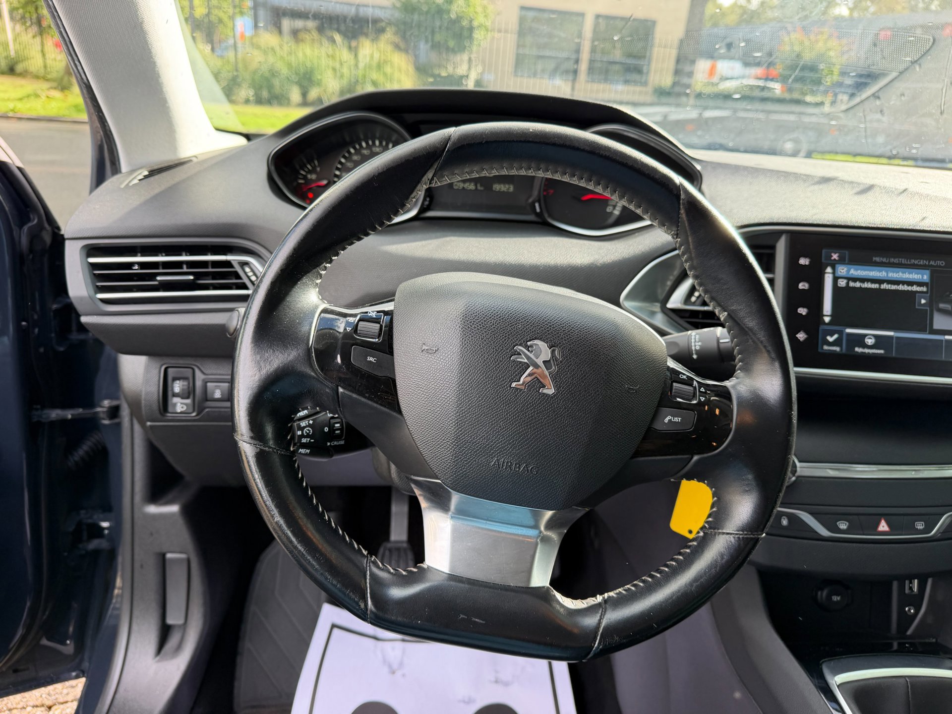 Peugeot 308 SW 1.2 PureTech Blue Lease (2017), foto 71