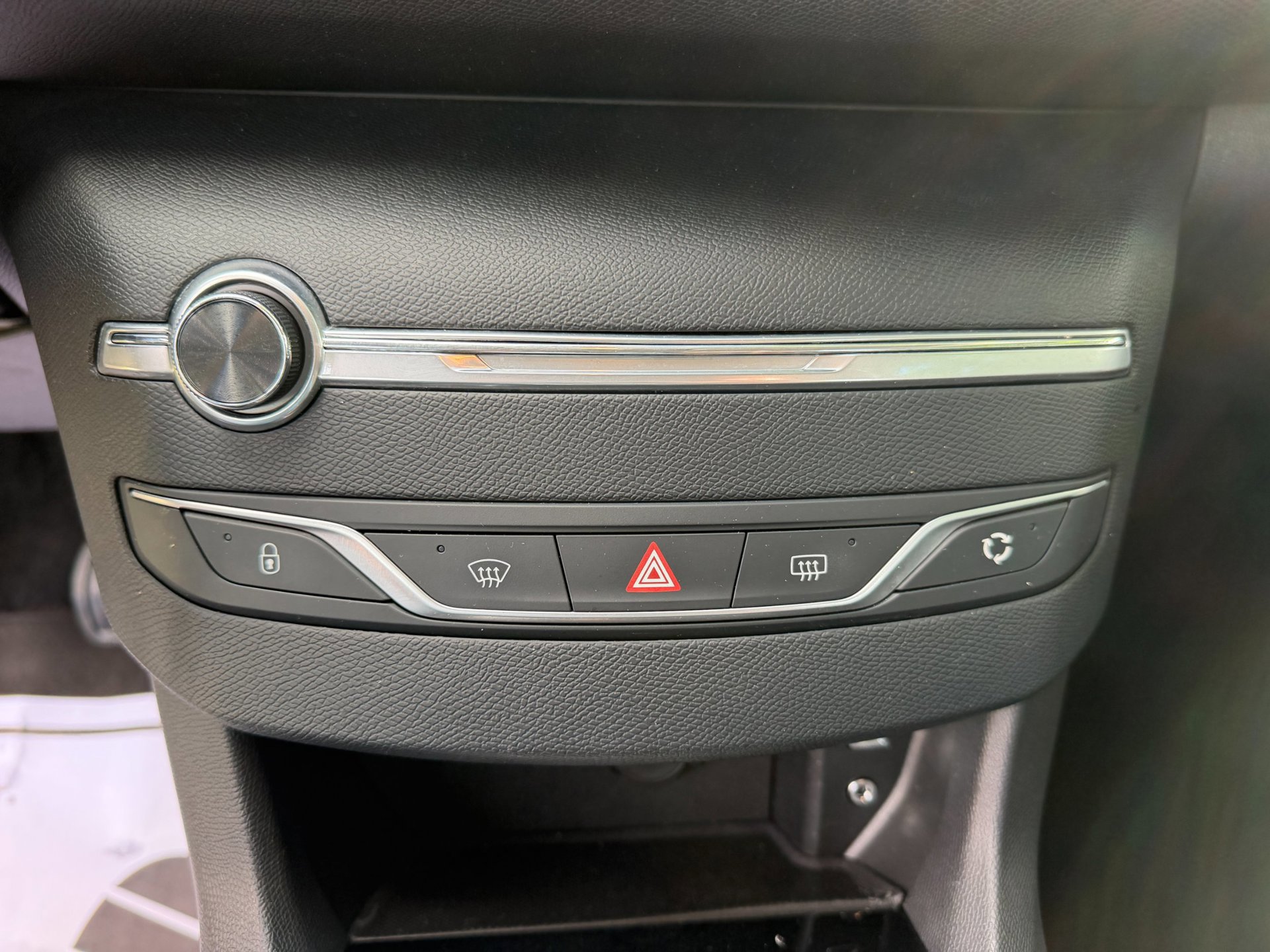 Peugeot 308 SW 1.2 PureTech Blue Lease (2017), foto 75