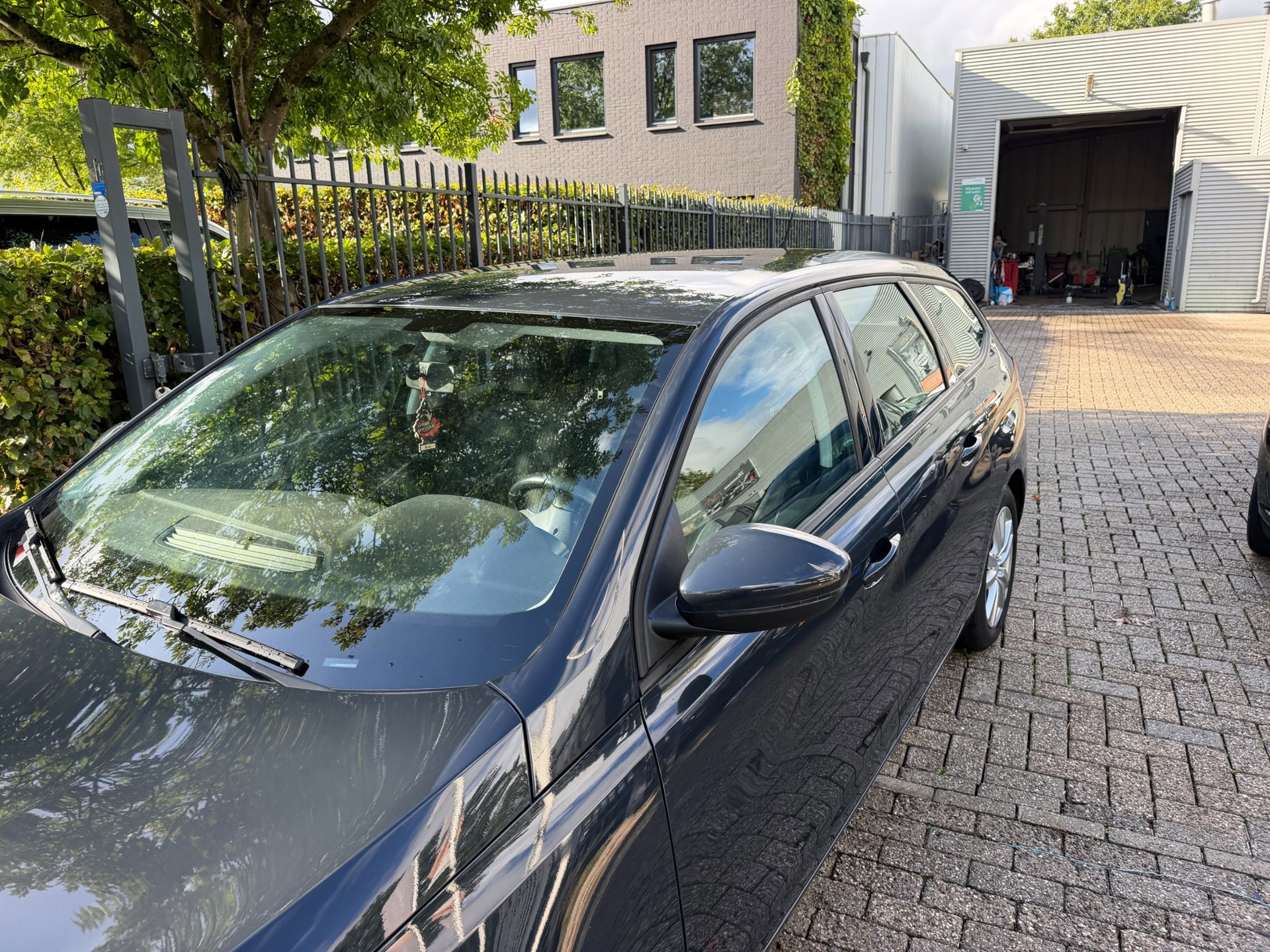 Peugeot 308 SW 1.2 PureTech Blue Lease (2017), foto 97