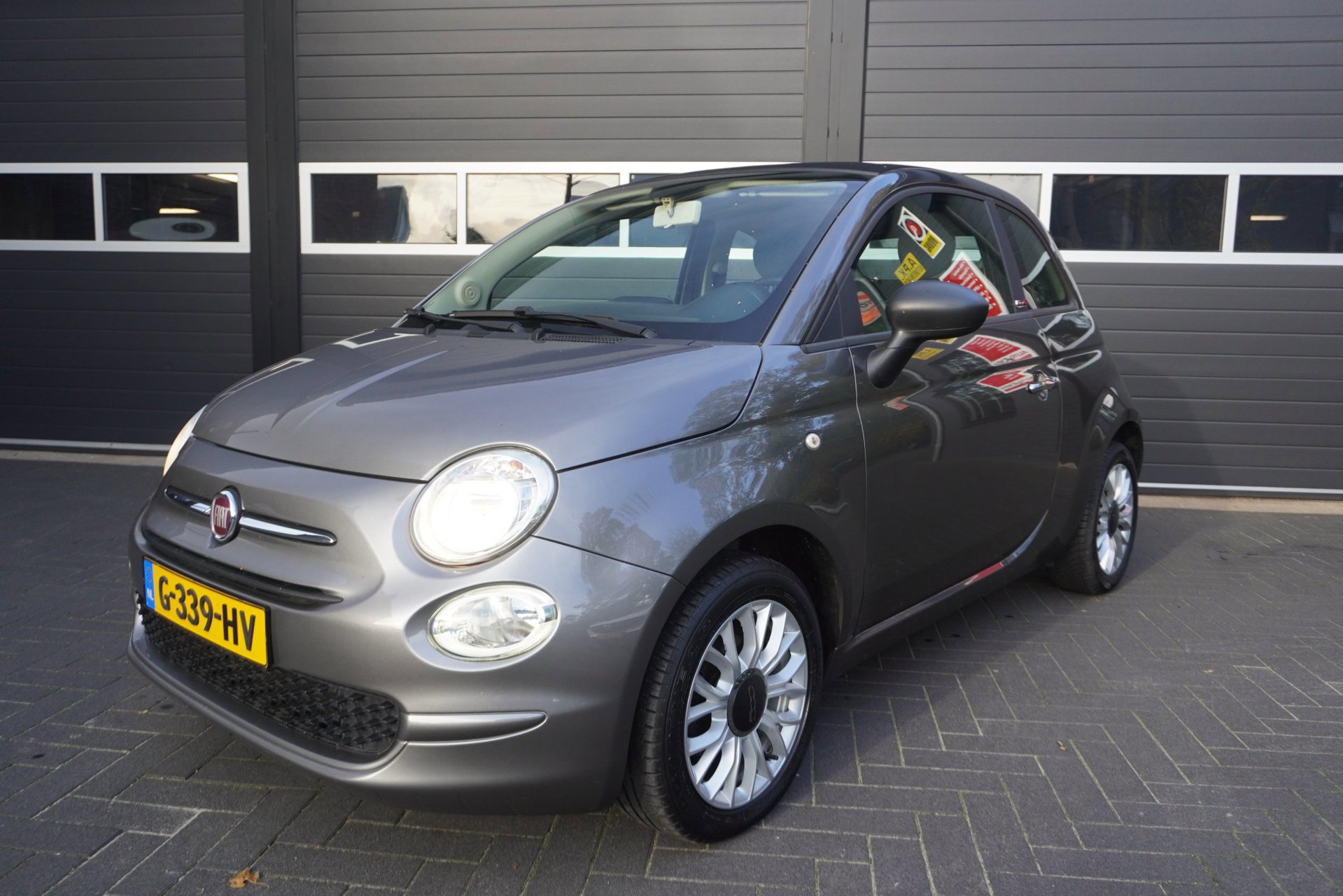 Fiat 500 C 1.2 Young (2019), foto 1