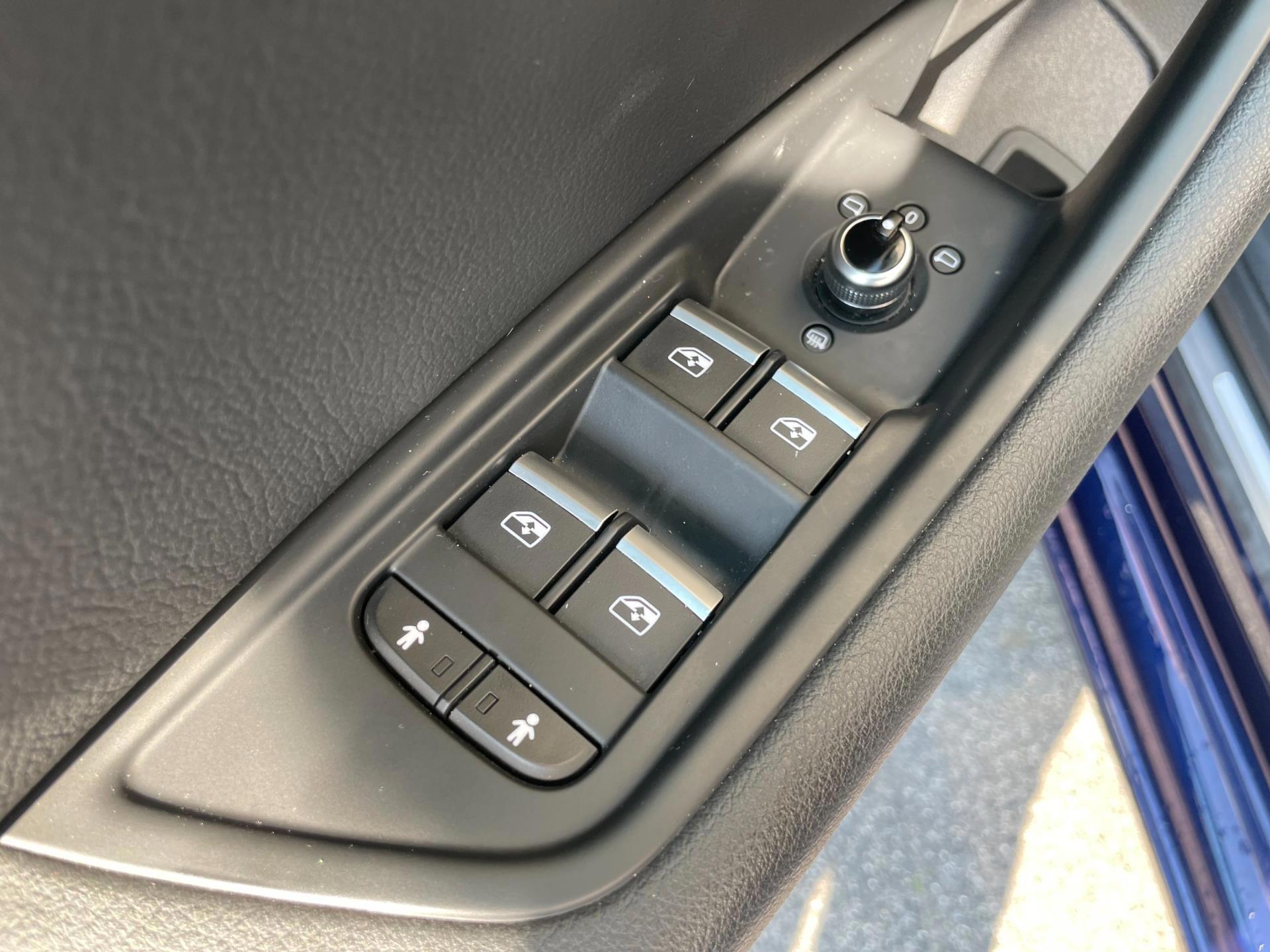 Audi A4 40 TDI 190pk S-Line AUT 2019 (2019), foto 13
