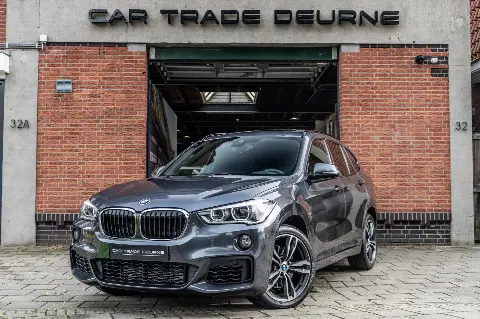 BMW X1 XDrive20i High Executive M-SPORT (2018)