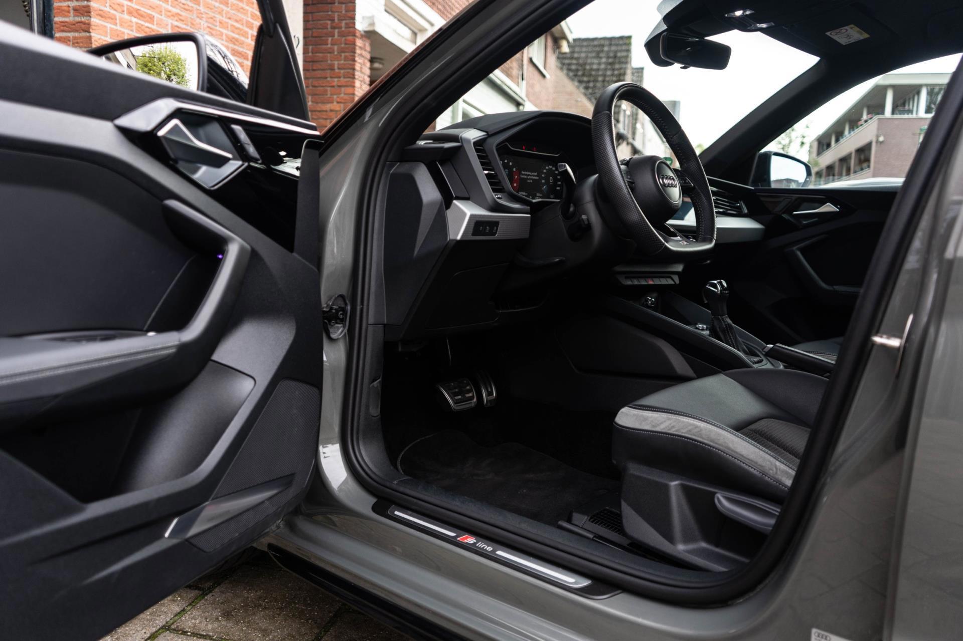 Audi A1 Sportback 40 TFSI Edition One B&O (2019), foto 16