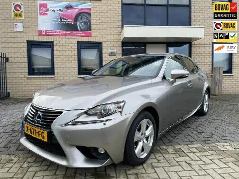 Lexus IS 300h Business Line Pro (2017)