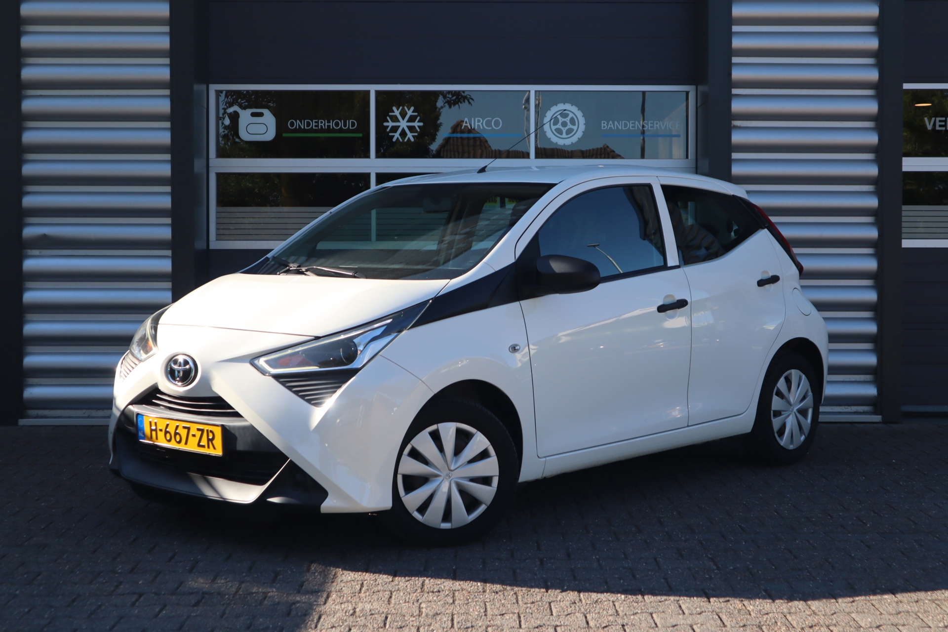 Toyota Aygo 1.0 VVT-i x carplay (2020), foto 1