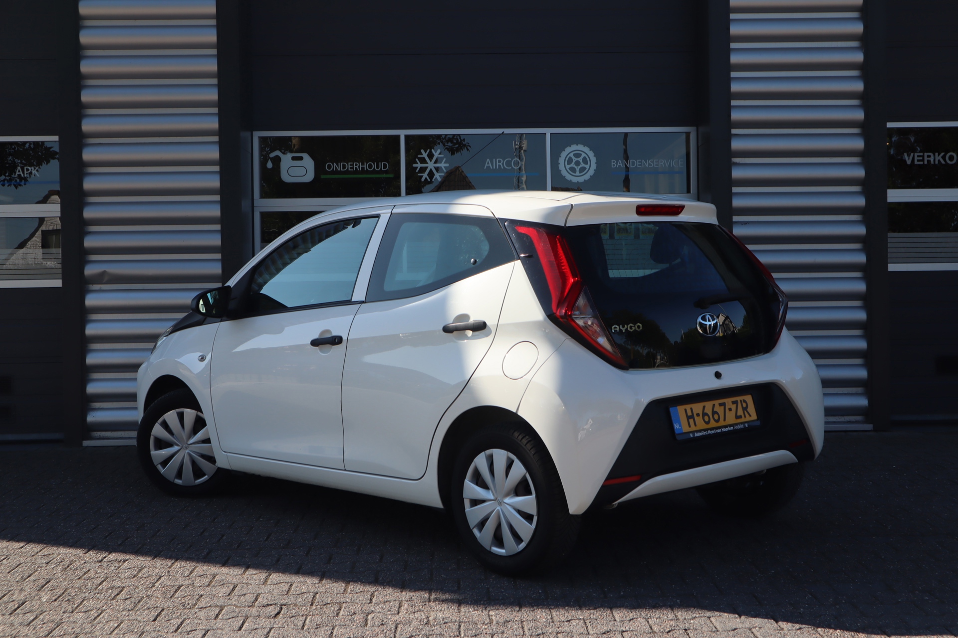 Toyota Aygo 1.0 VVT-i x carplay (2020), foto 2