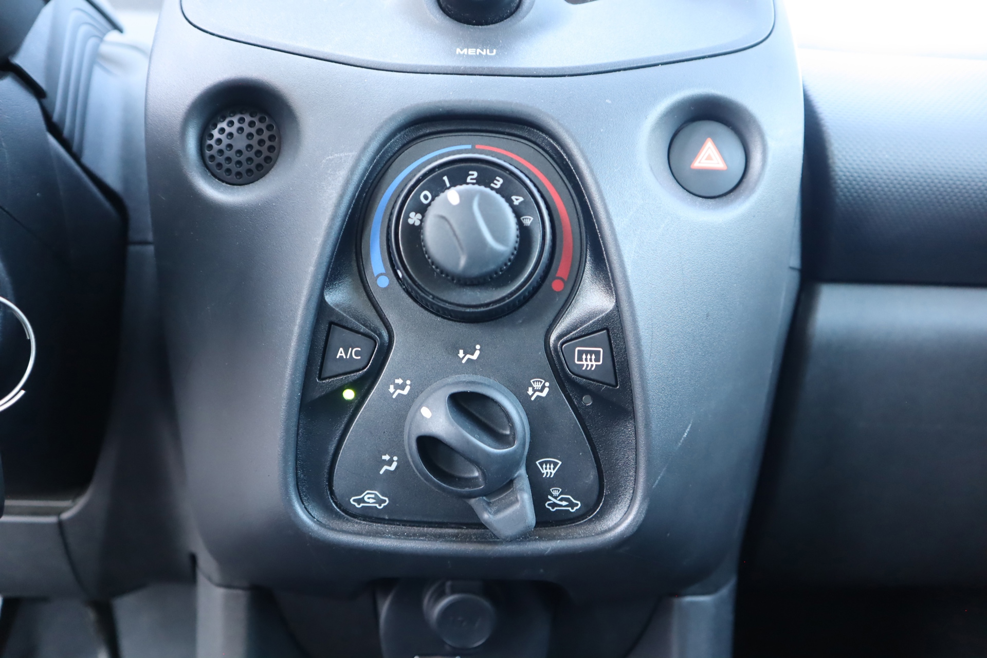 Toyota Aygo 1.0 VVT-i x carplay (2020), foto 13