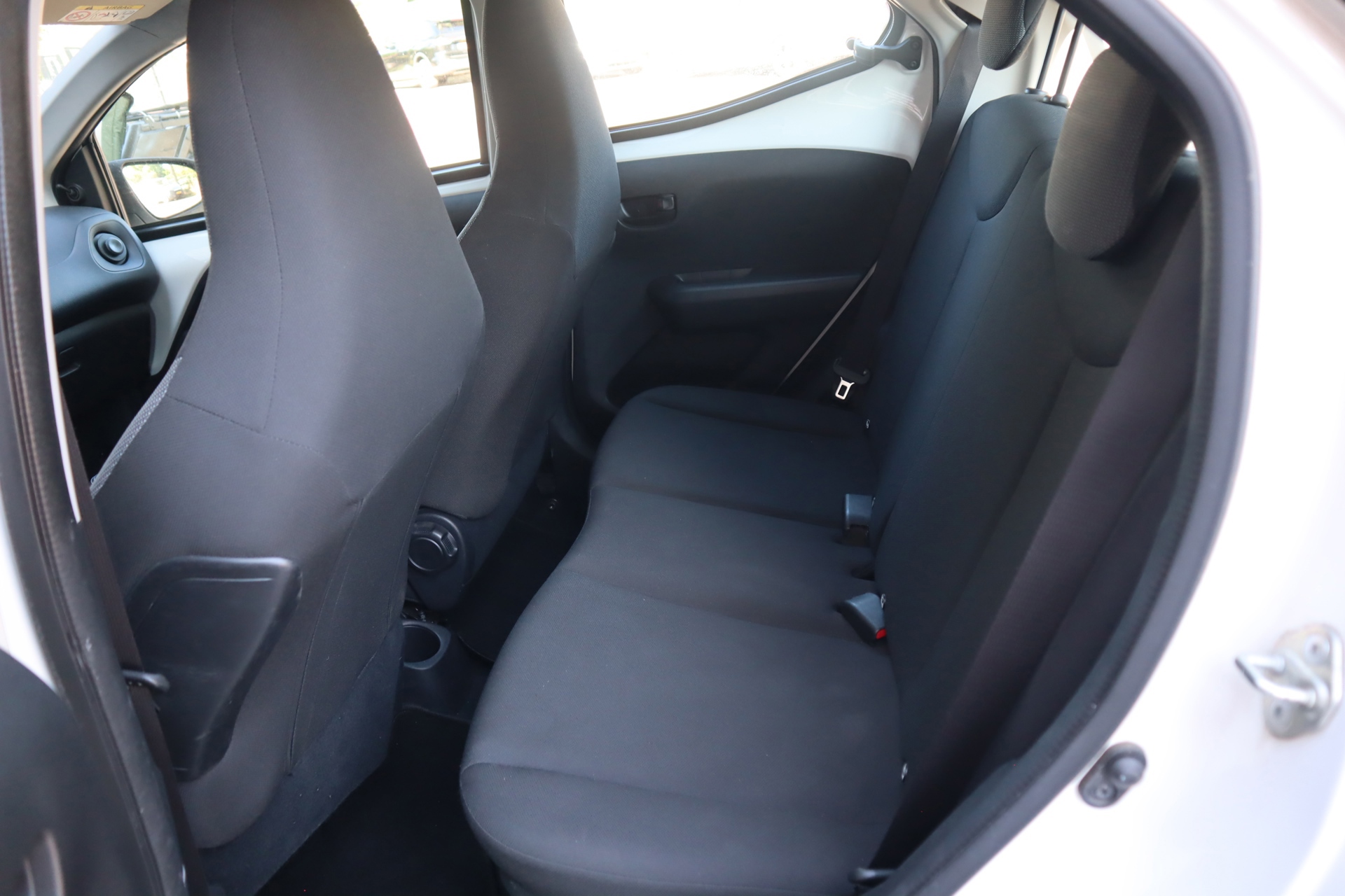 Toyota Aygo 1.0 VVT-i x carplay (2020), foto 16