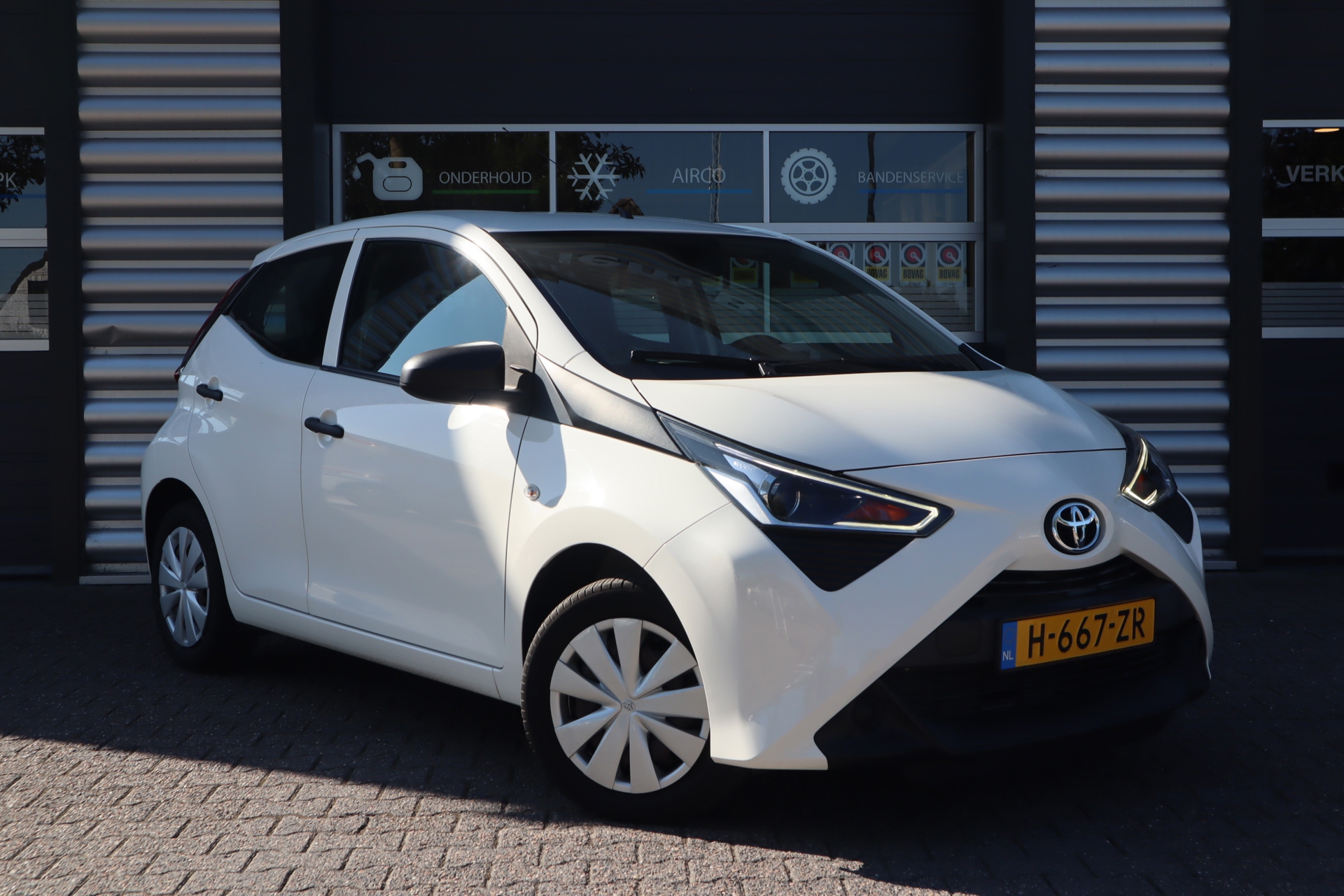 Toyota Aygo 1.0 VVT-i x carplay (2020), foto 5