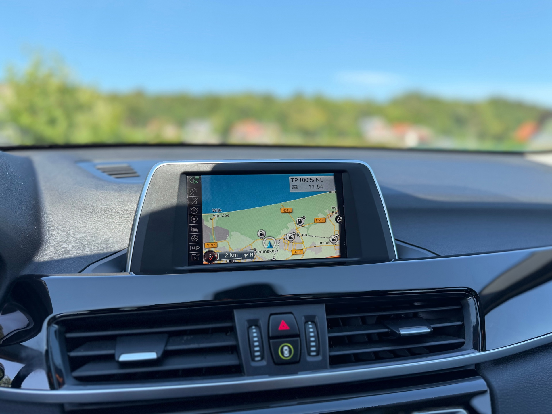 BMW X1 SDrive18i High Executive (2017), foto 16