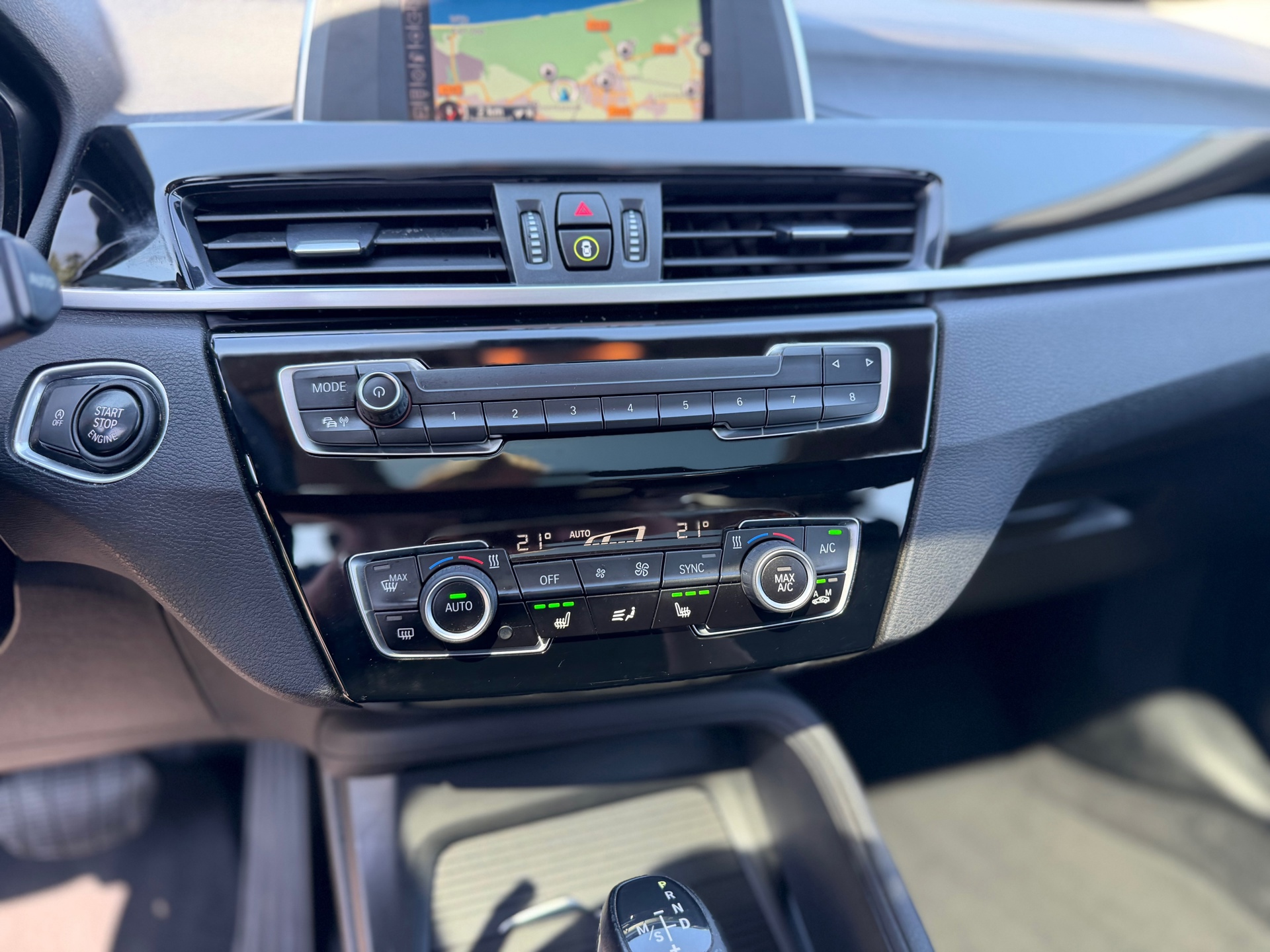 BMW X1 SDrive18i High Executive (2017), foto 17