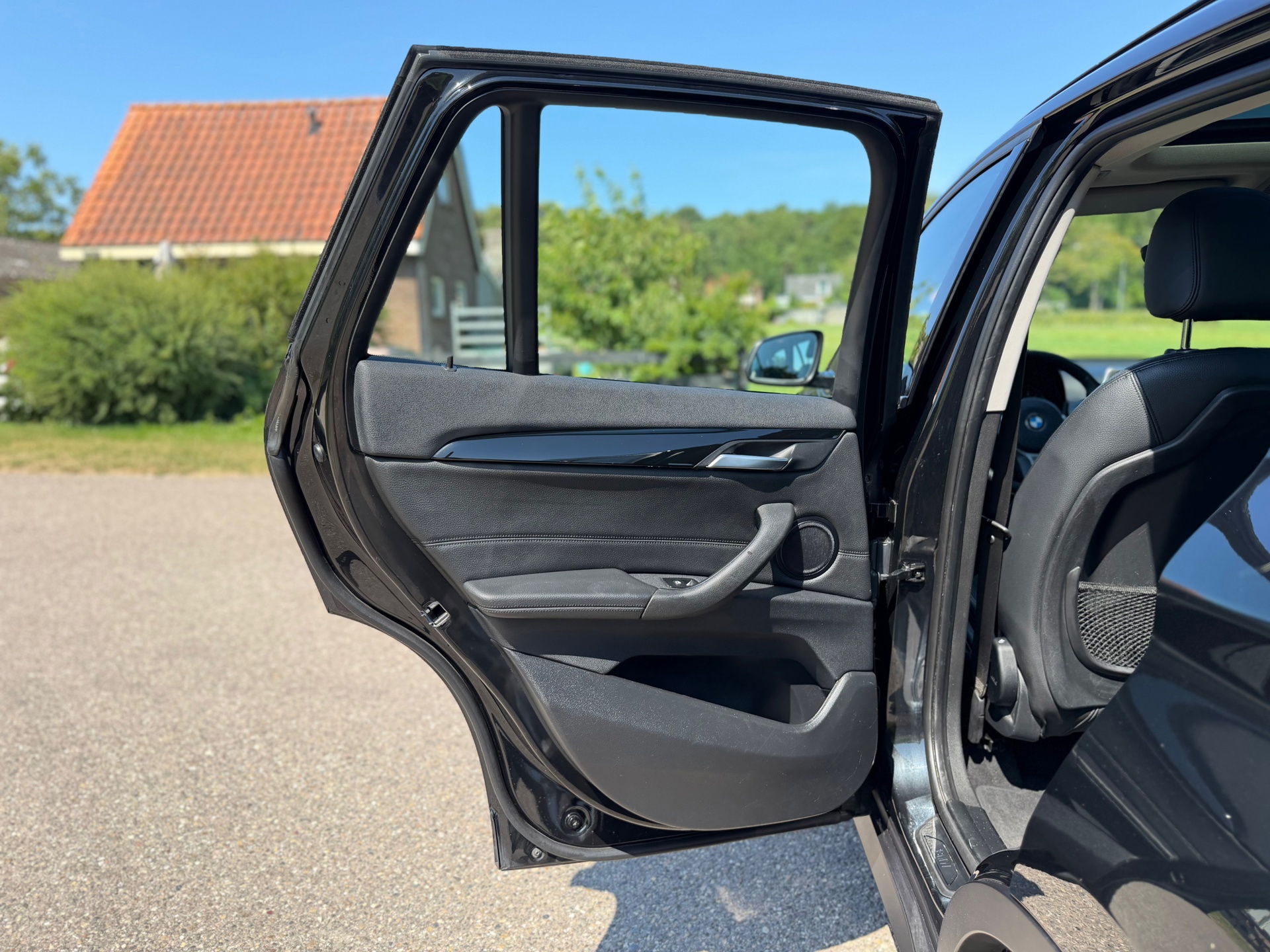 BMW X1 SDrive18i High Executive (2017), foto 22