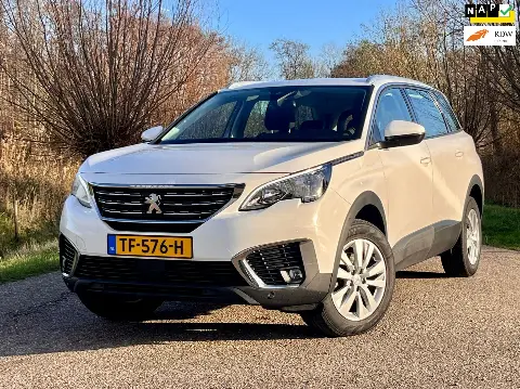 Peugeot 5008 1.2 PureTech Blue Lease Executive 7Pers (2018)