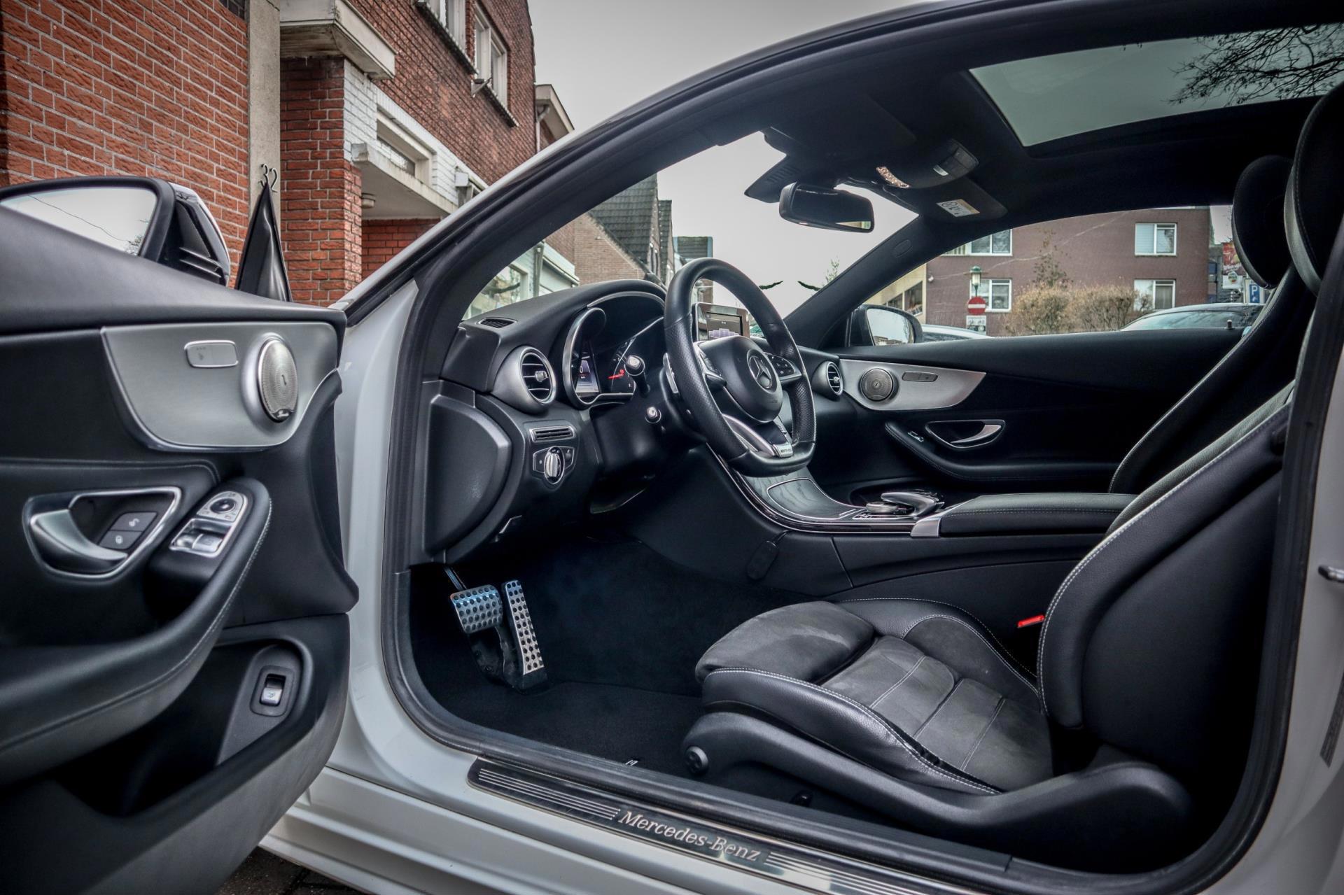 Mercedes-Benz C-klasse Coupé 200 AMG Line (2016), foto 15