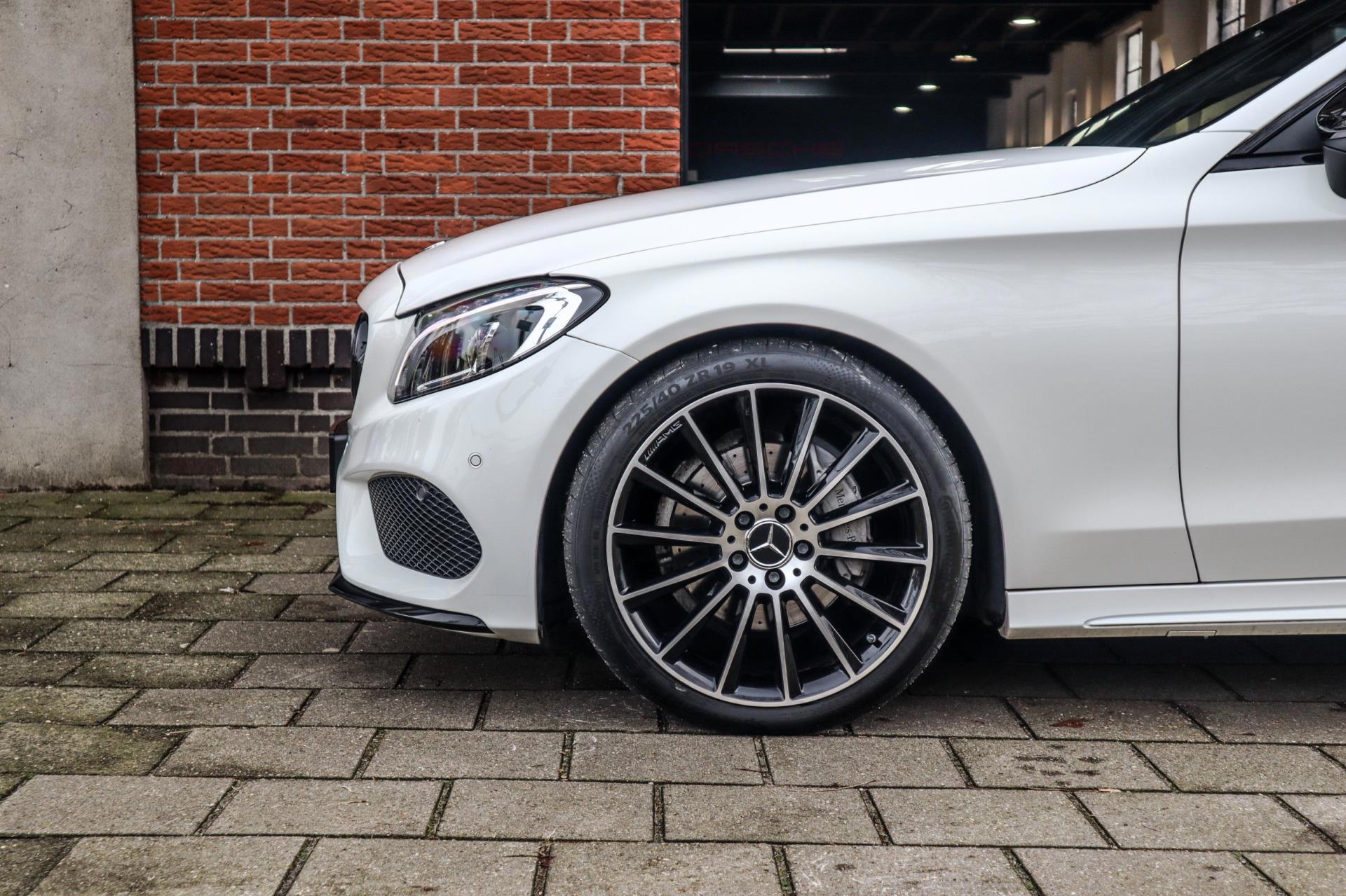 Mercedes-Benz C-klasse Coupé 200 AMG Line (2016), foto 6