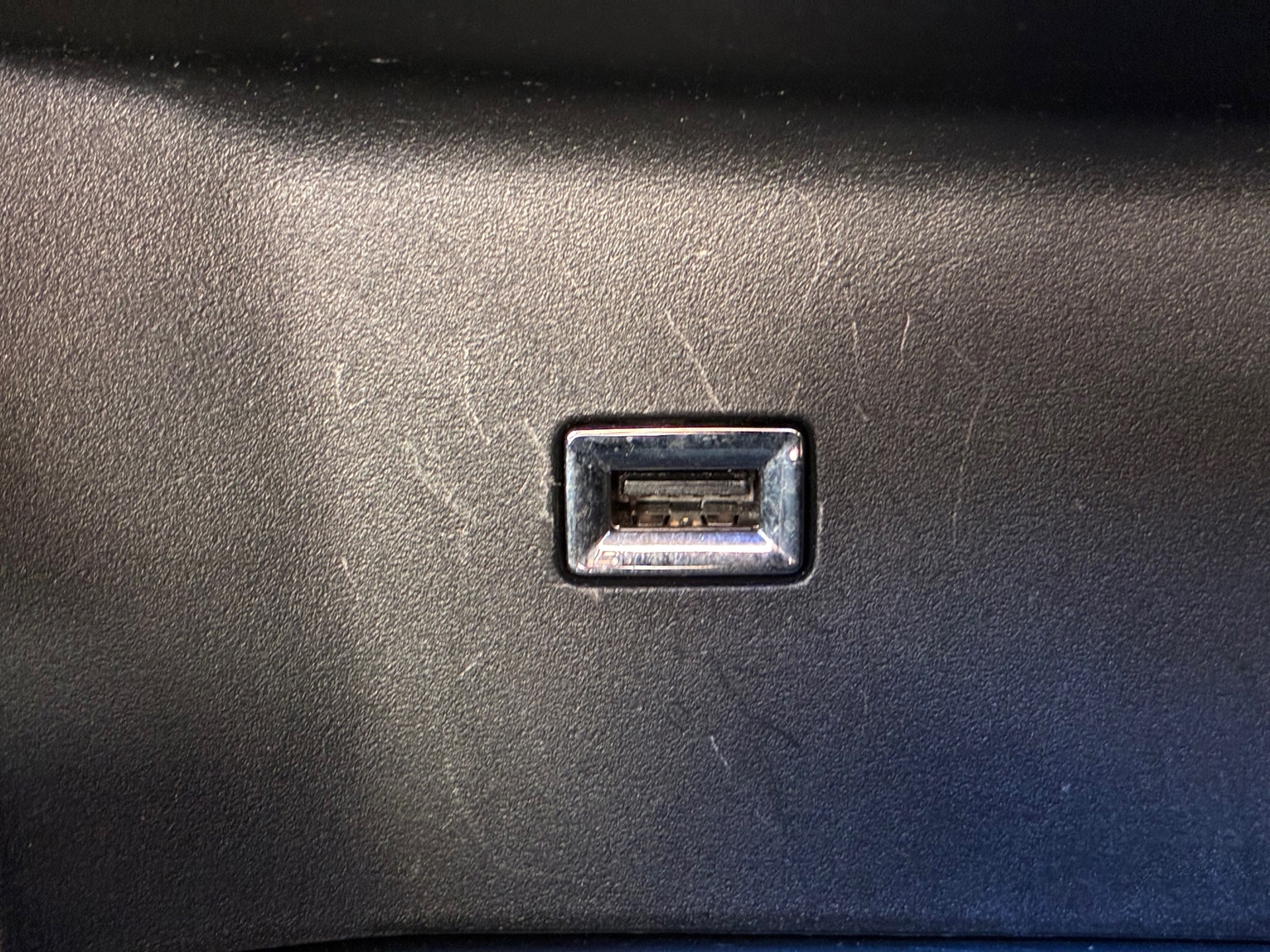 Peugeot 3008 1.2 PureTech Active (2019), foto 23