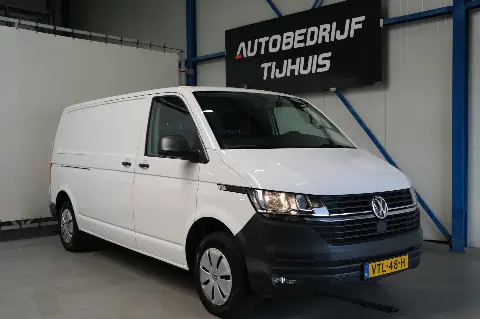 Volkswagen Transporter 2.0 TDI L2H1 28 (2023)