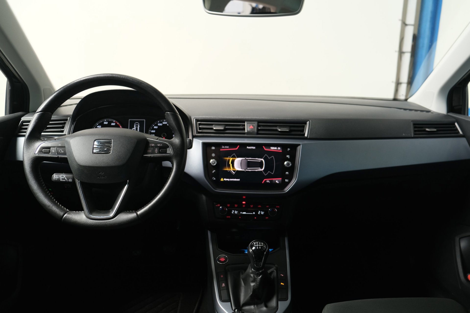 Seat Arona 1.0 TSI Style Business Intense (2019), foto 13